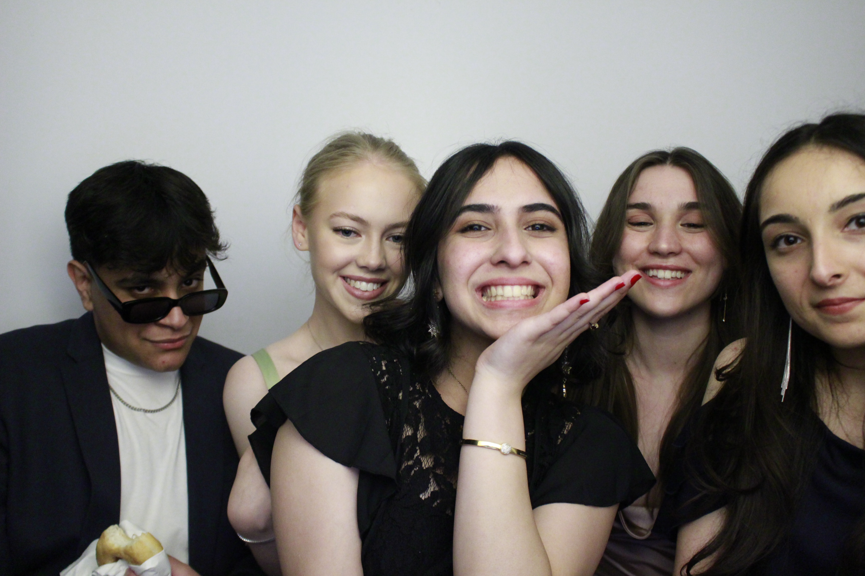 Fullbrook Leavers Party | View more photos from the event at gallery.myphotoboothexperience.co.uk/u/MyPhotoBoothExperienceLtd/Fullbrook-Leavers-Party
