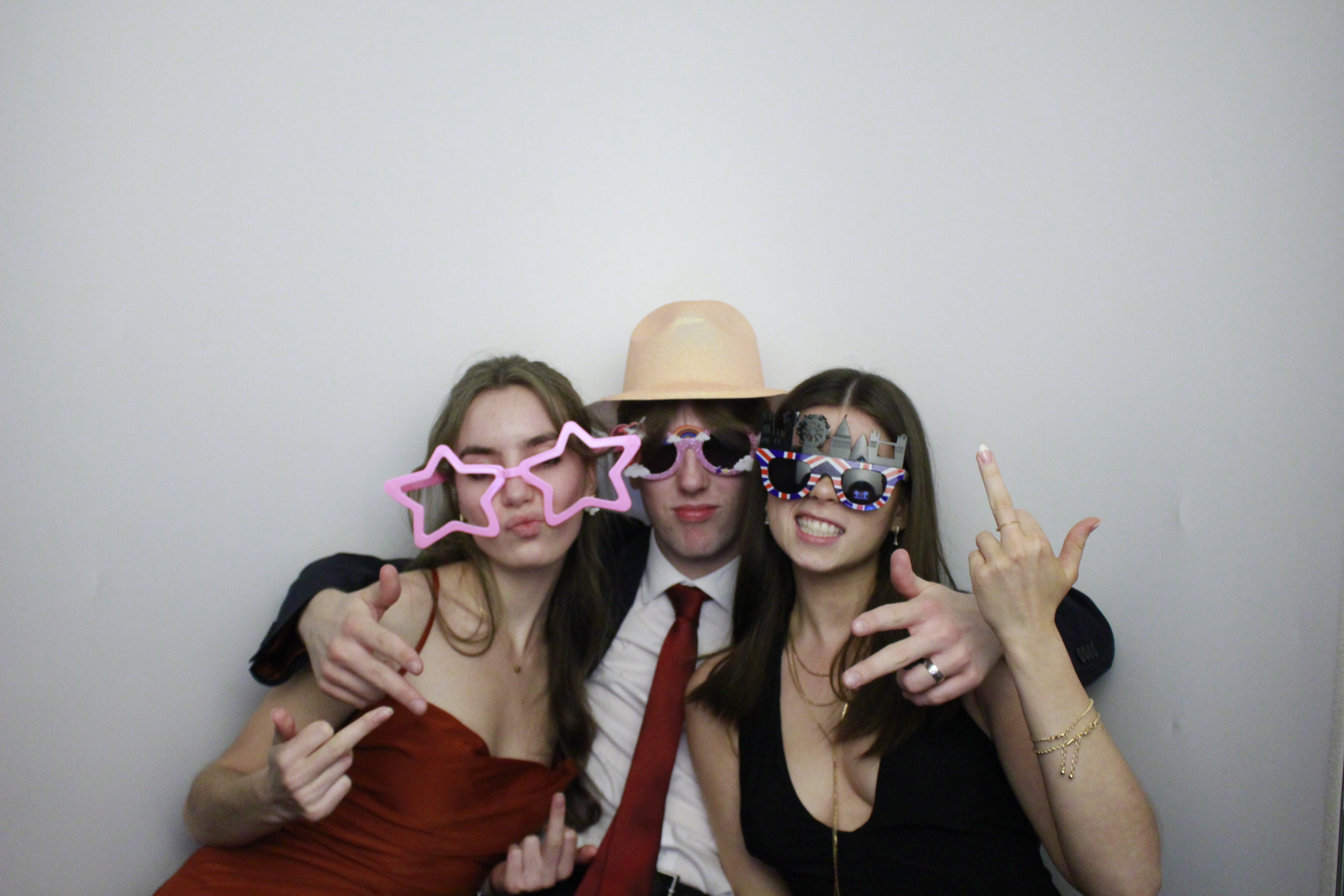 Fullbrook Leavers Party | View more photos from the event at gallery.myphotoboothexperience.co.uk/u/MyPhotoBoothExperienceLtd/Fullbrook-Leavers-Party