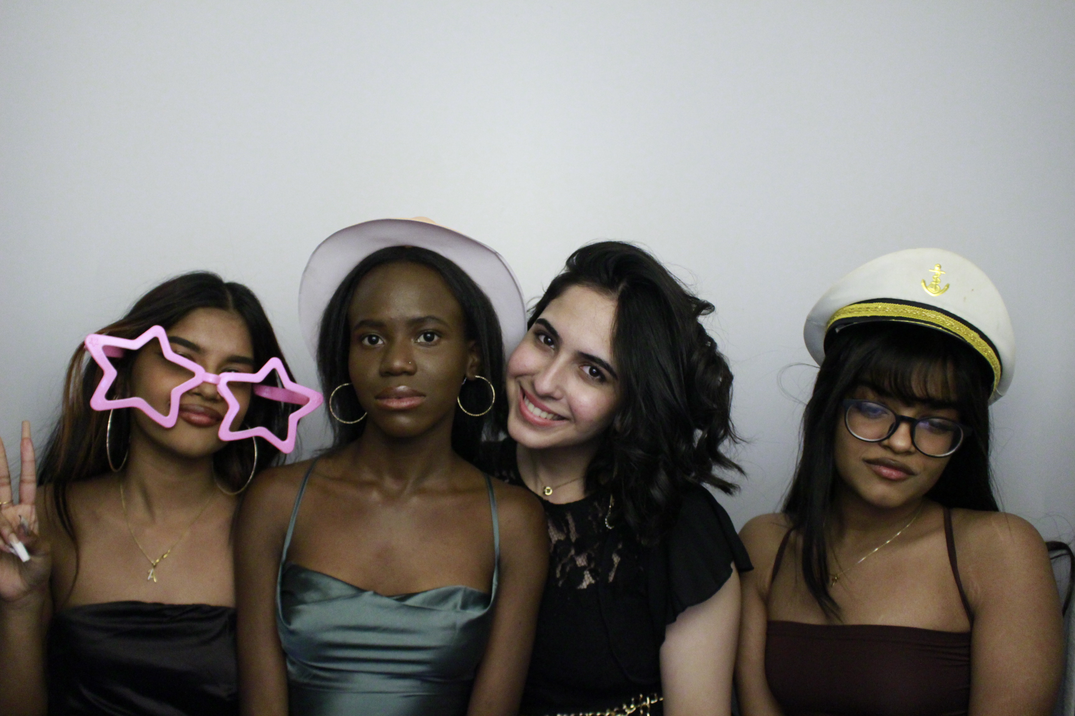 Fullbrook Leavers Party | View more photos from the event at gallery.myphotoboothexperience.co.uk/u/MyPhotoBoothExperienceLtd/Fullbrook-Leavers-Party