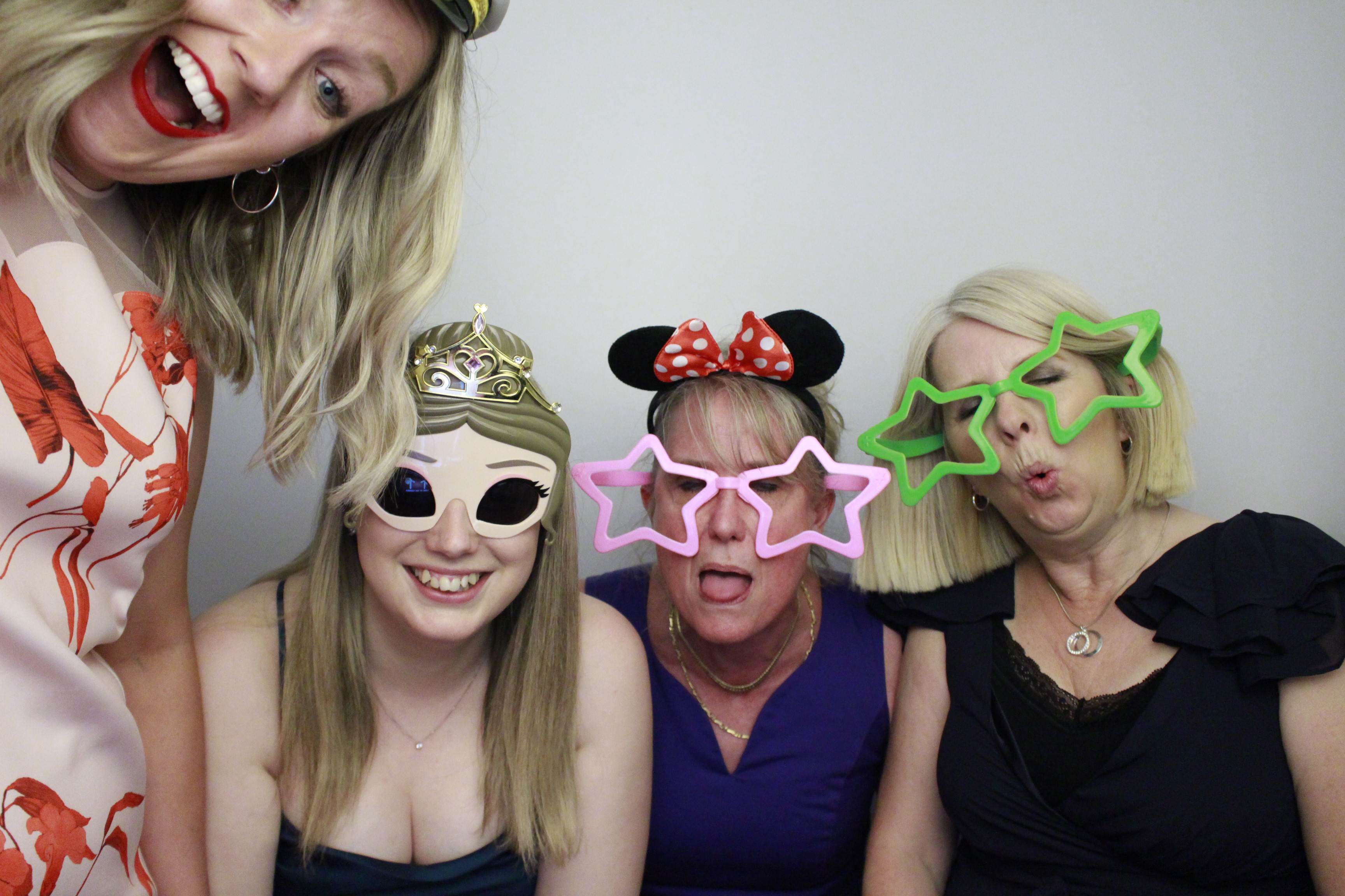 Fullbrook Leavers Party | View more photos from the event at gallery.myphotoboothexperience.co.uk/u/MyPhotoBoothExperienceLtd/Fullbrook-Leavers-Party