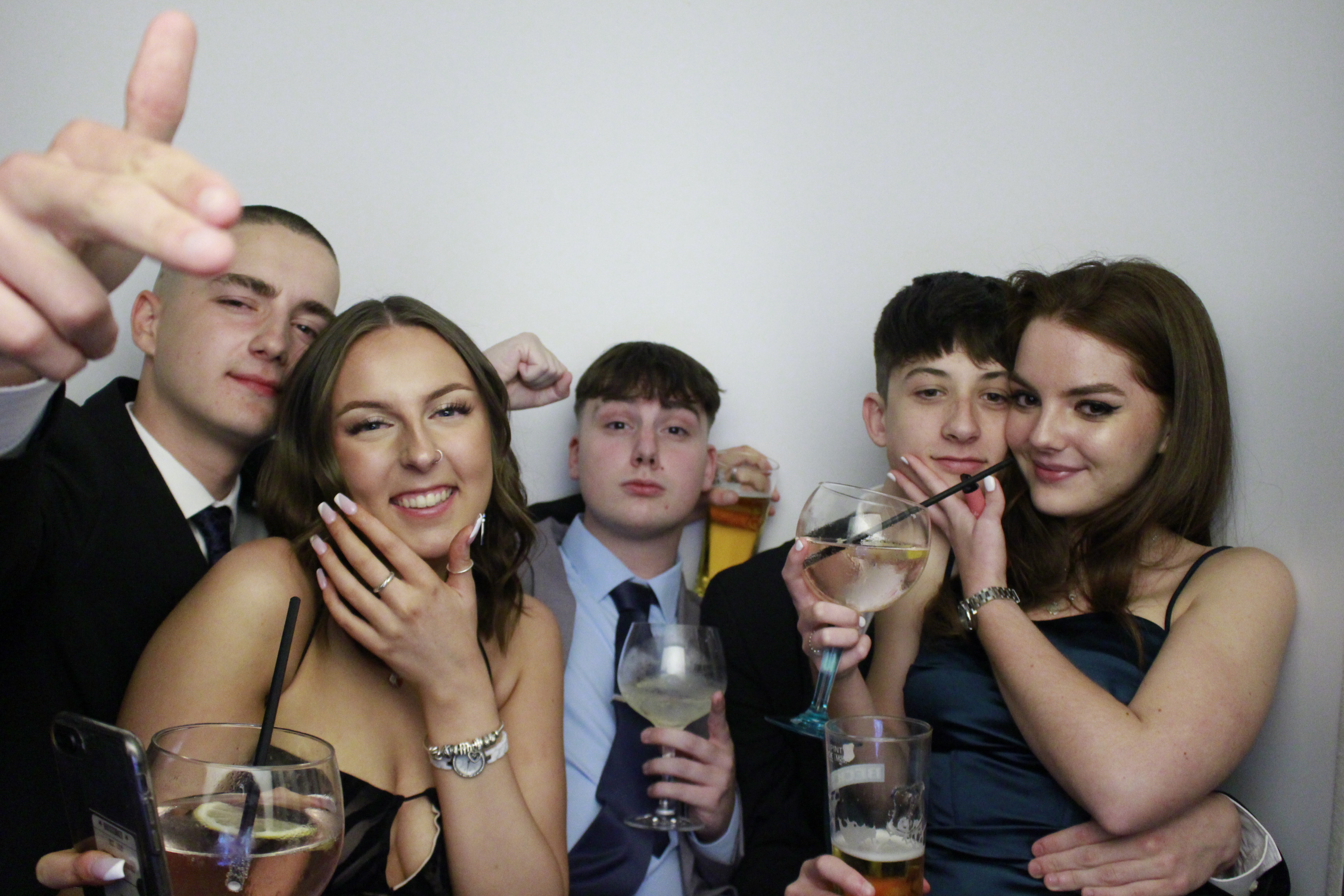 Fullbrook Leavers Party | View more photos from the event at gallery.myphotoboothexperience.co.uk/u/MyPhotoBoothExperienceLtd/Fullbrook-Leavers-Party