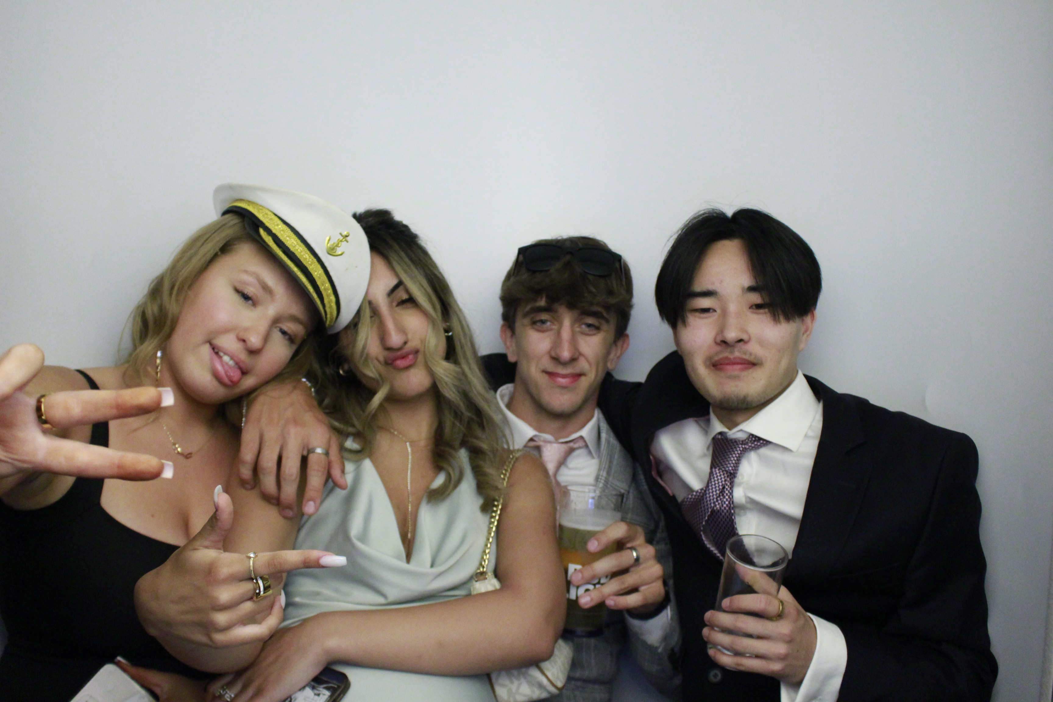 Fullbrook Leavers Party | View more photos from the event at gallery.myphotoboothexperience.co.uk/u/MyPhotoBoothExperienceLtd/Fullbrook-Leavers-Party