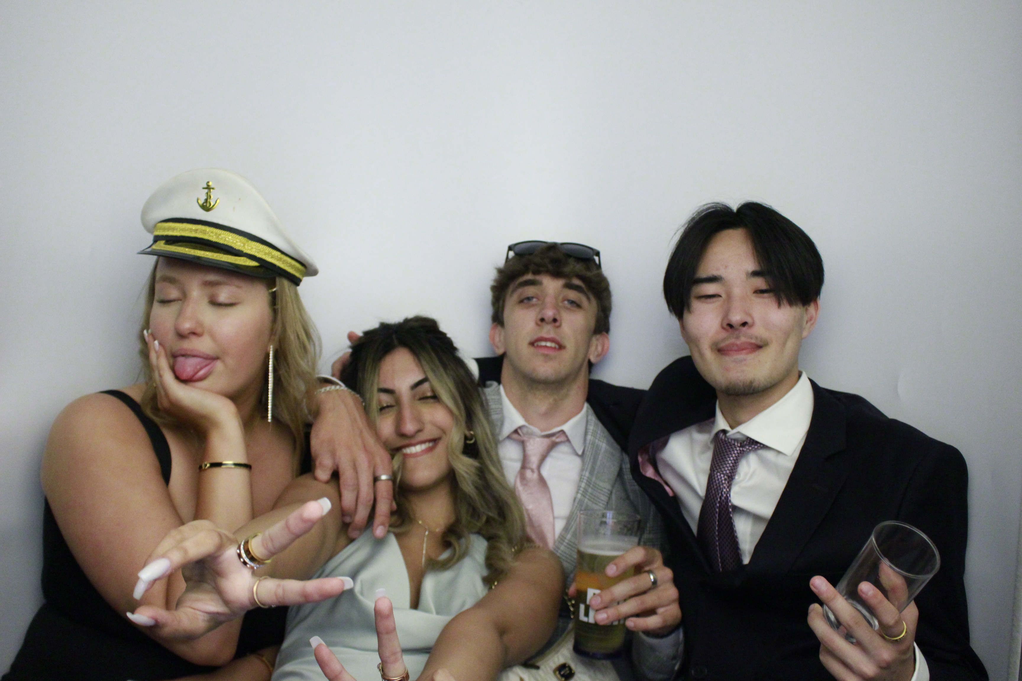 Fullbrook Leavers Party | View more photos from the event at gallery.myphotoboothexperience.co.uk/u/MyPhotoBoothExperienceLtd/Fullbrook-Leavers-Party