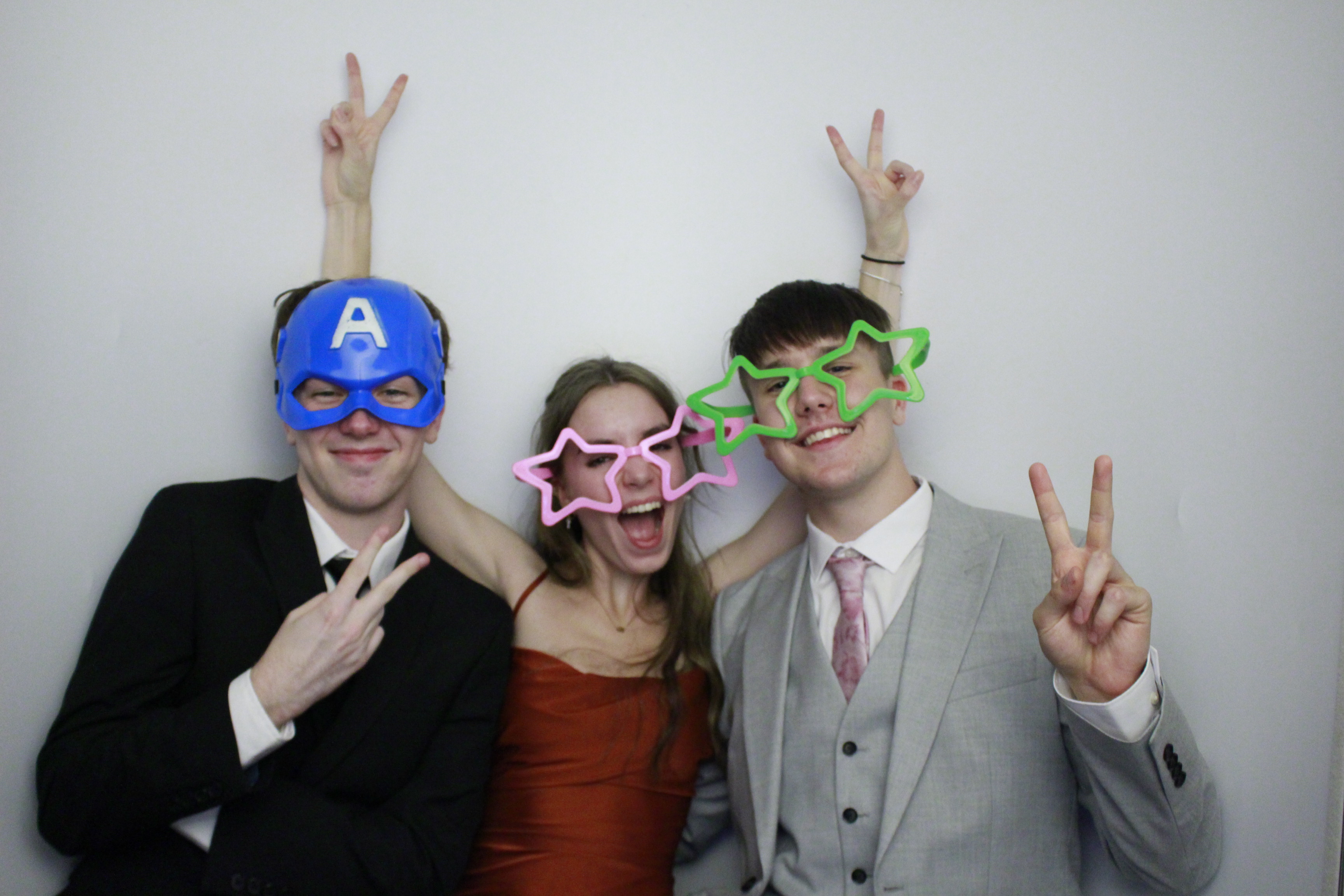 Fullbrook Leavers Party | View more photos from the event at gallery.myphotoboothexperience.co.uk/u/MyPhotoBoothExperienceLtd/Fullbrook-Leavers-Party