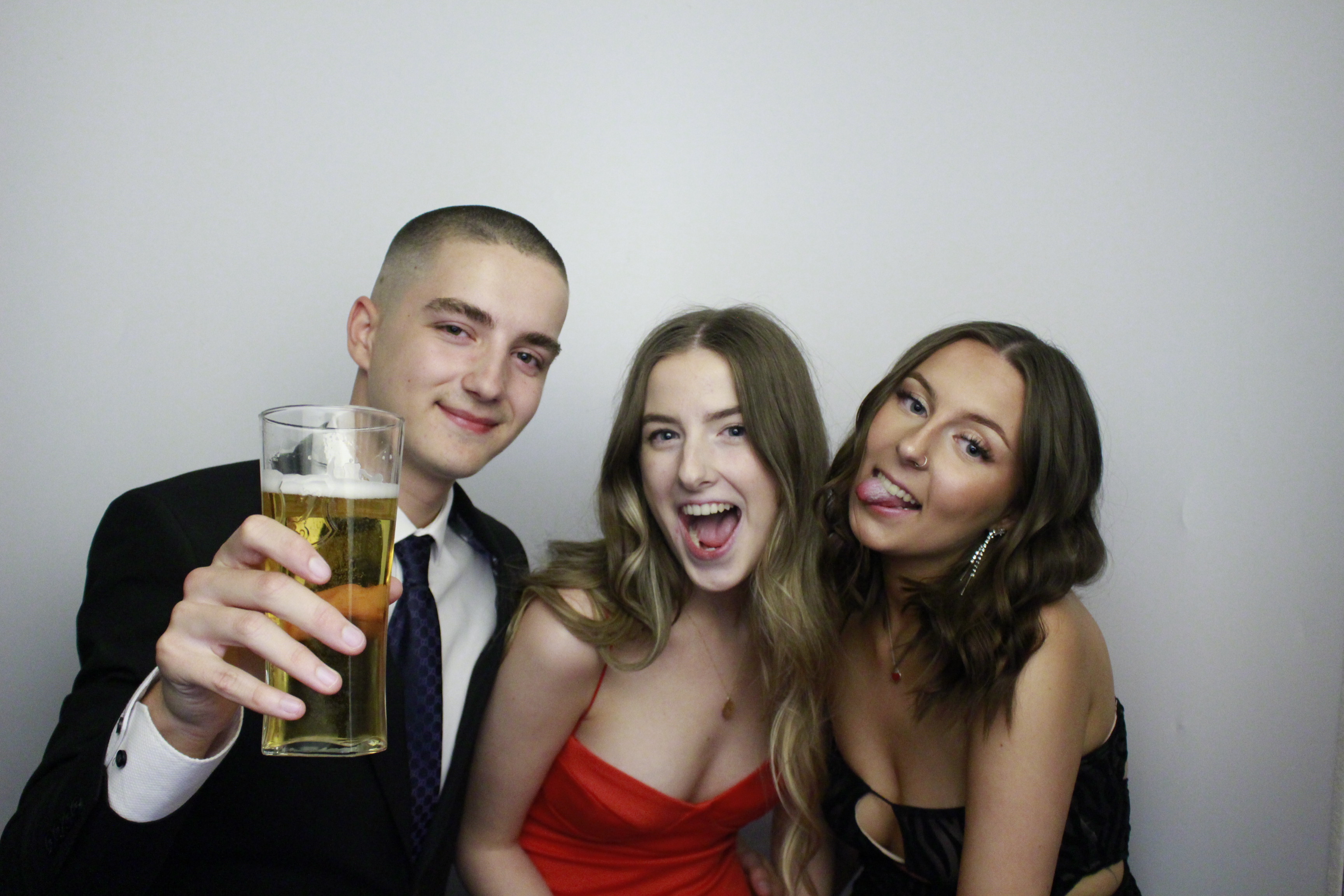 Fullbrook Leavers Party | View more photos from the event at gallery.myphotoboothexperience.co.uk/u/MyPhotoBoothExperienceLtd/Fullbrook-Leavers-Party