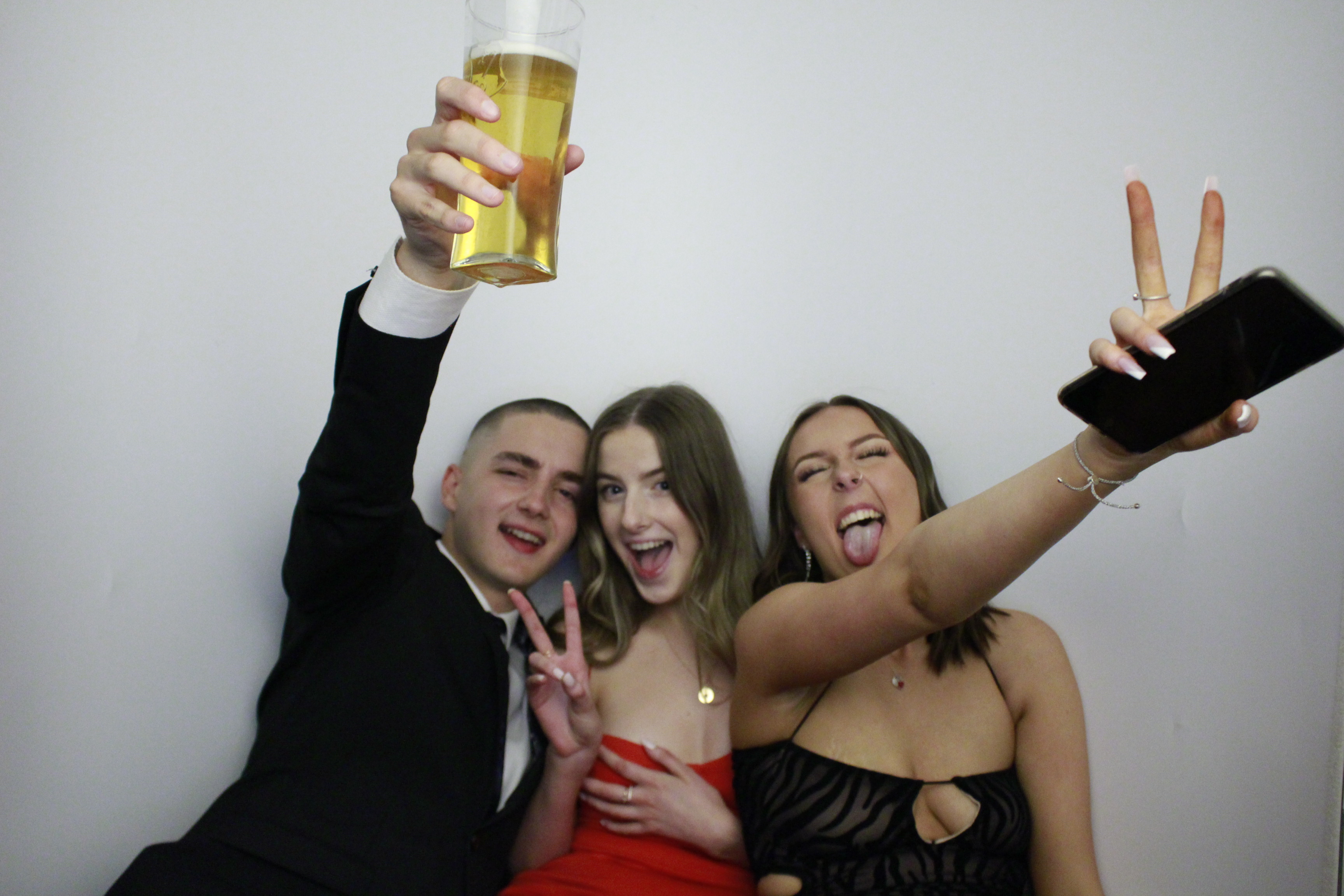 Fullbrook Leavers Party | View more photos from the event at gallery.myphotoboothexperience.co.uk/u/MyPhotoBoothExperienceLtd/Fullbrook-Leavers-Party