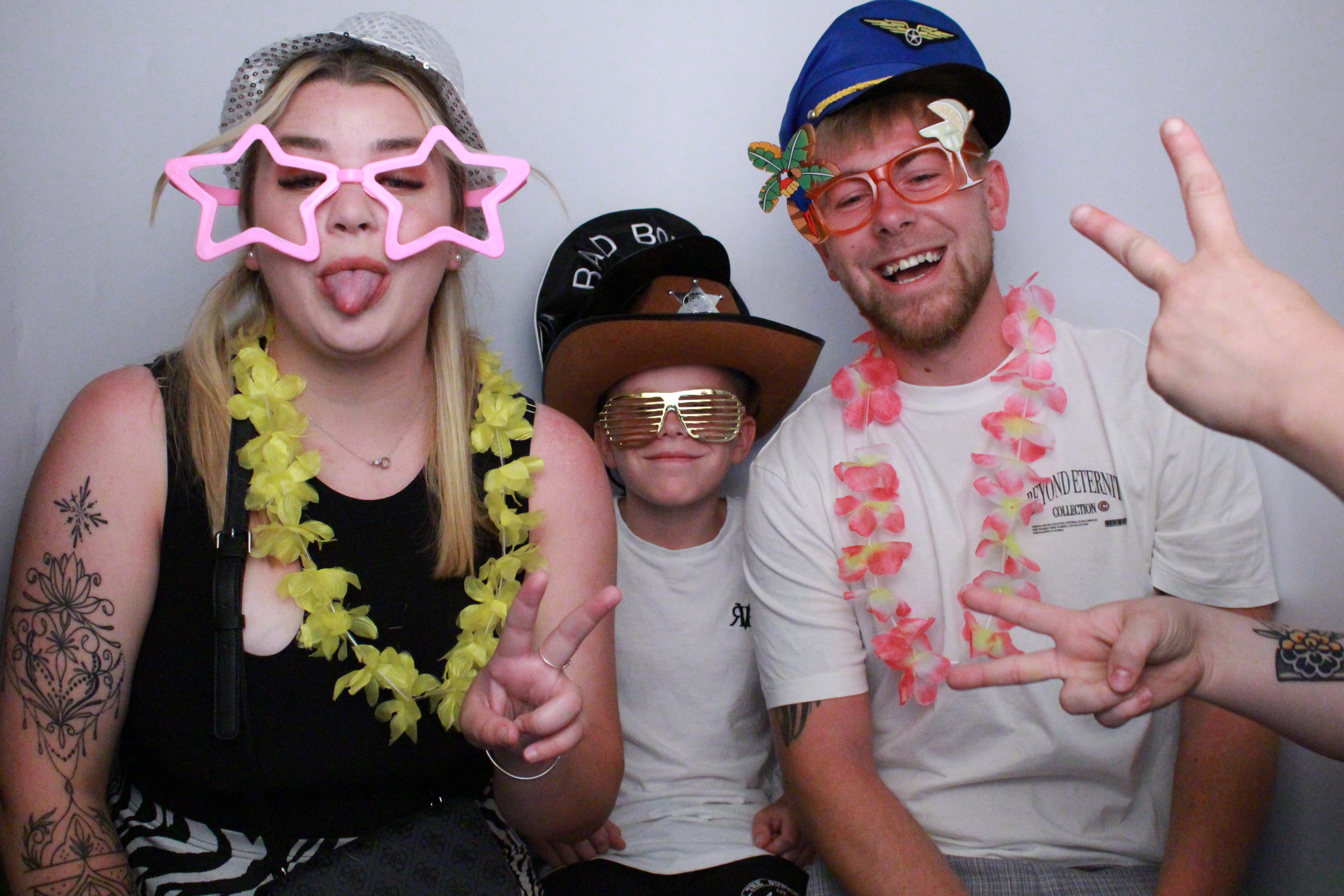 Jane's 50th Birthday  | View more photos from the event at gallery.myphotoboothexperience.co.uk/u/MyPhotoBoothExperienceLtd/Janes-50th-Birthday