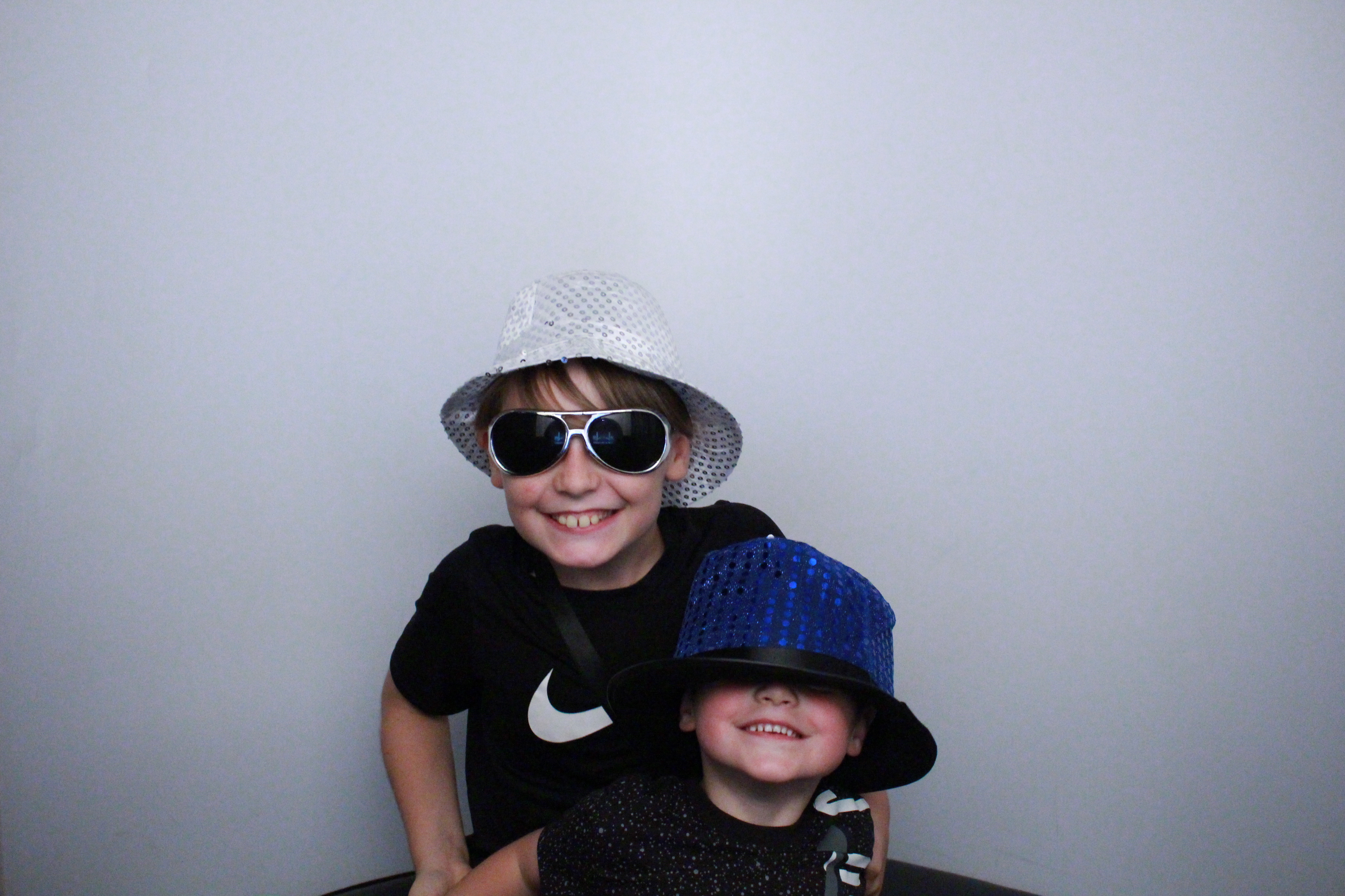 Jane's 50th Birthday  | View more photos from the event at gallery.myphotoboothexperience.co.uk/u/MyPhotoBoothExperienceLtd/Janes-50th-Birthday