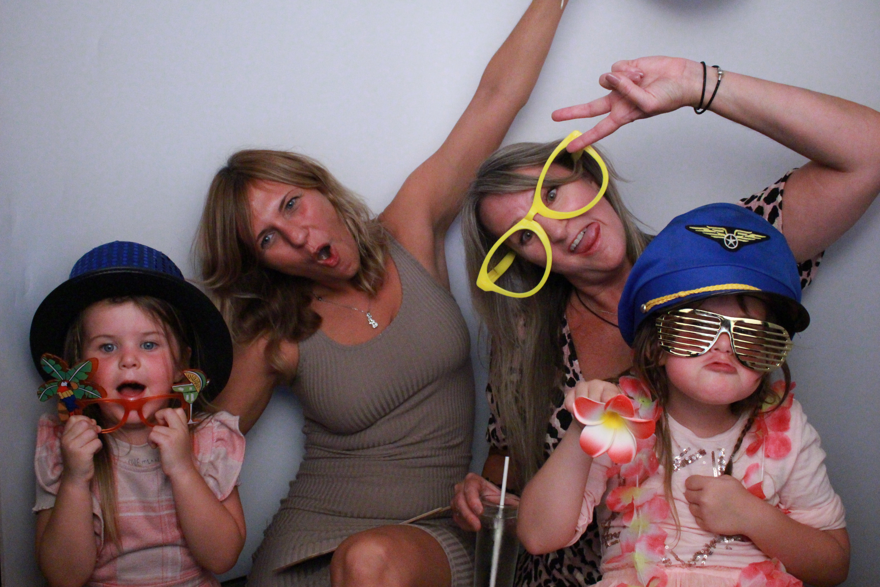 Jane's 50th Birthday  | View more photos from the event at gallery.myphotoboothexperience.co.uk/u/MyPhotoBoothExperienceLtd/Janes-50th-Birthday