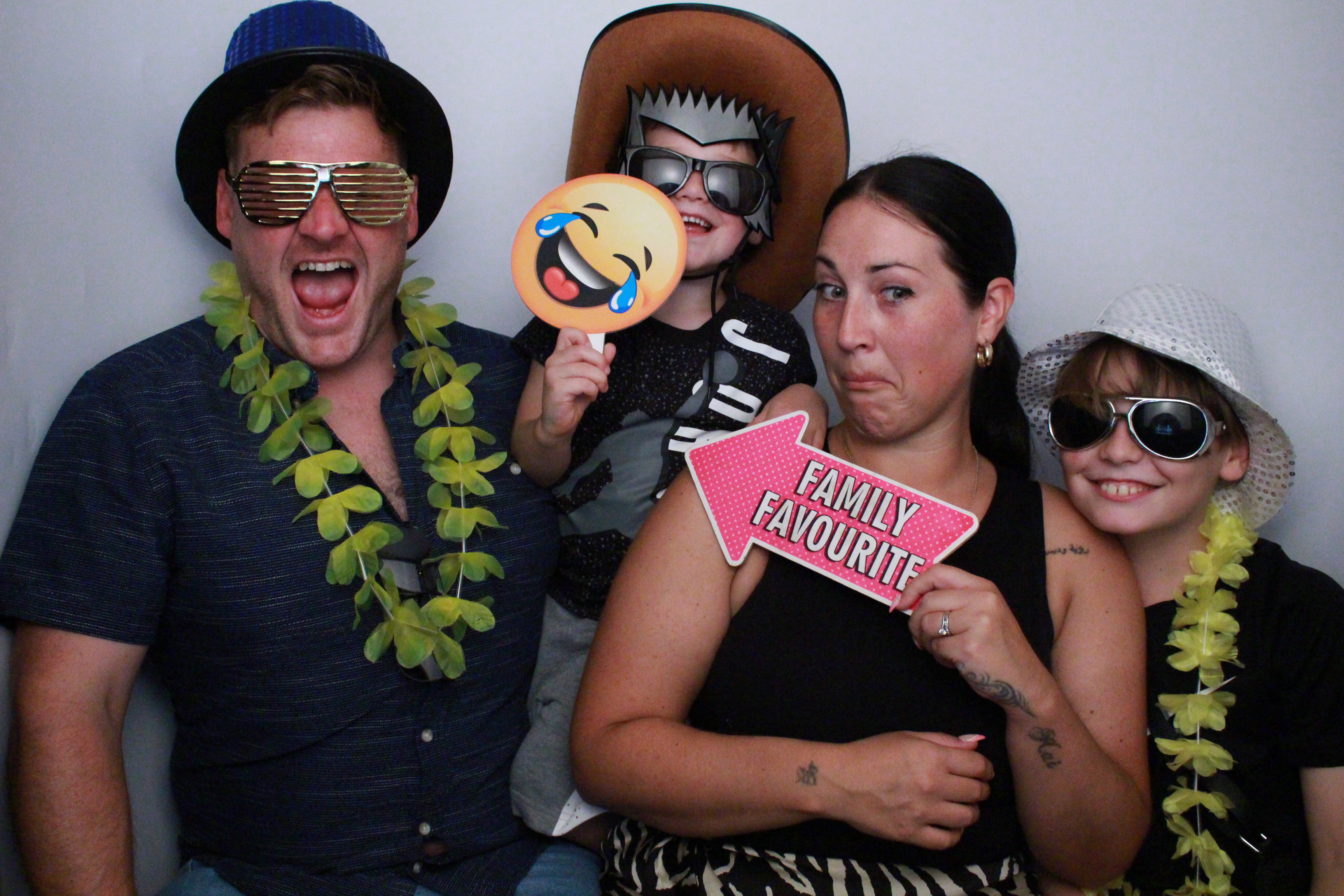 Jane's 50th Birthday  | View more photos from the event at gallery.myphotoboothexperience.co.uk/u/MyPhotoBoothExperienceLtd/Janes-50th-Birthday