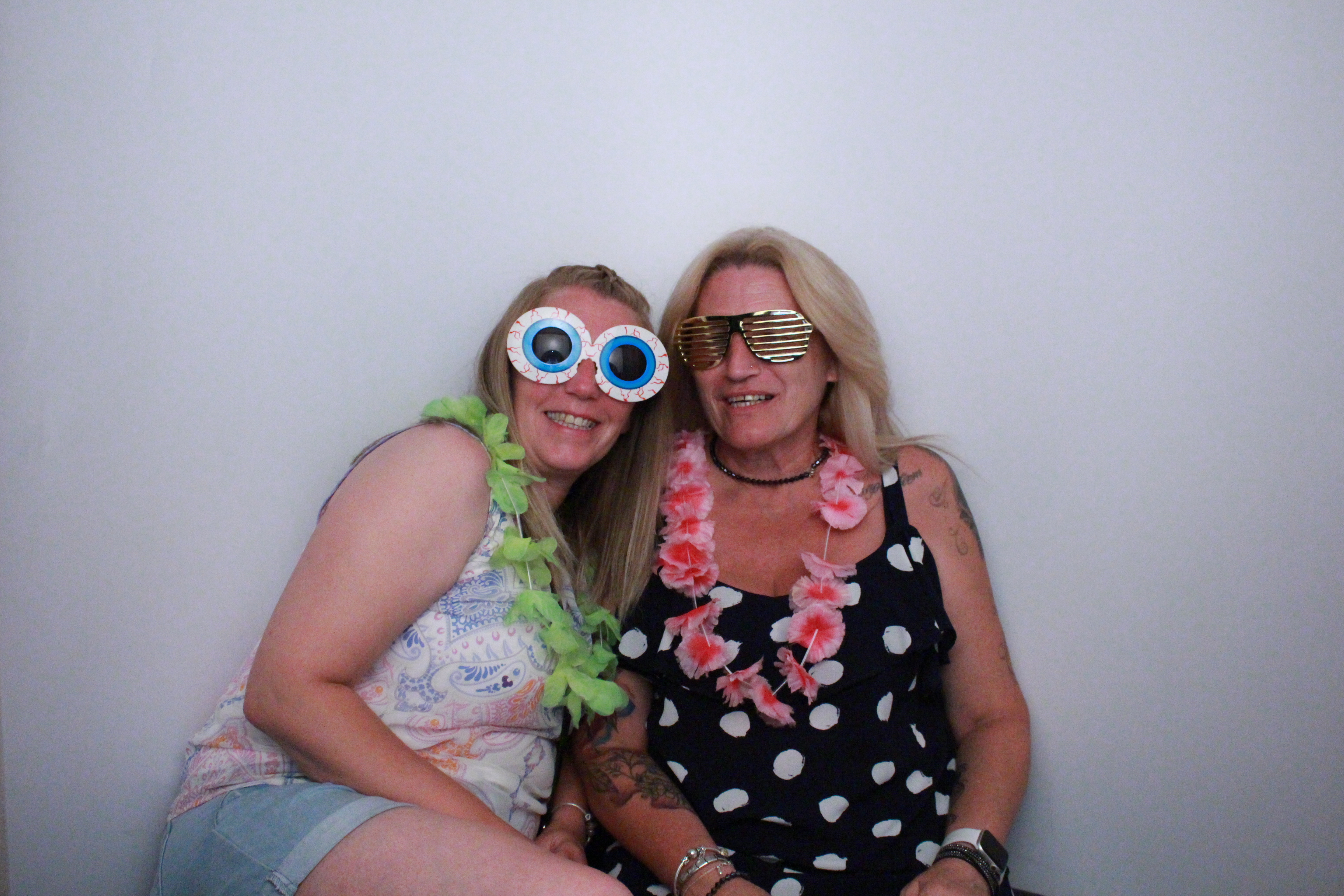 Jane's 50th Birthday  | View more photos from the event at gallery.myphotoboothexperience.co.uk/u/MyPhotoBoothExperienceLtd/Janes-50th-Birthday