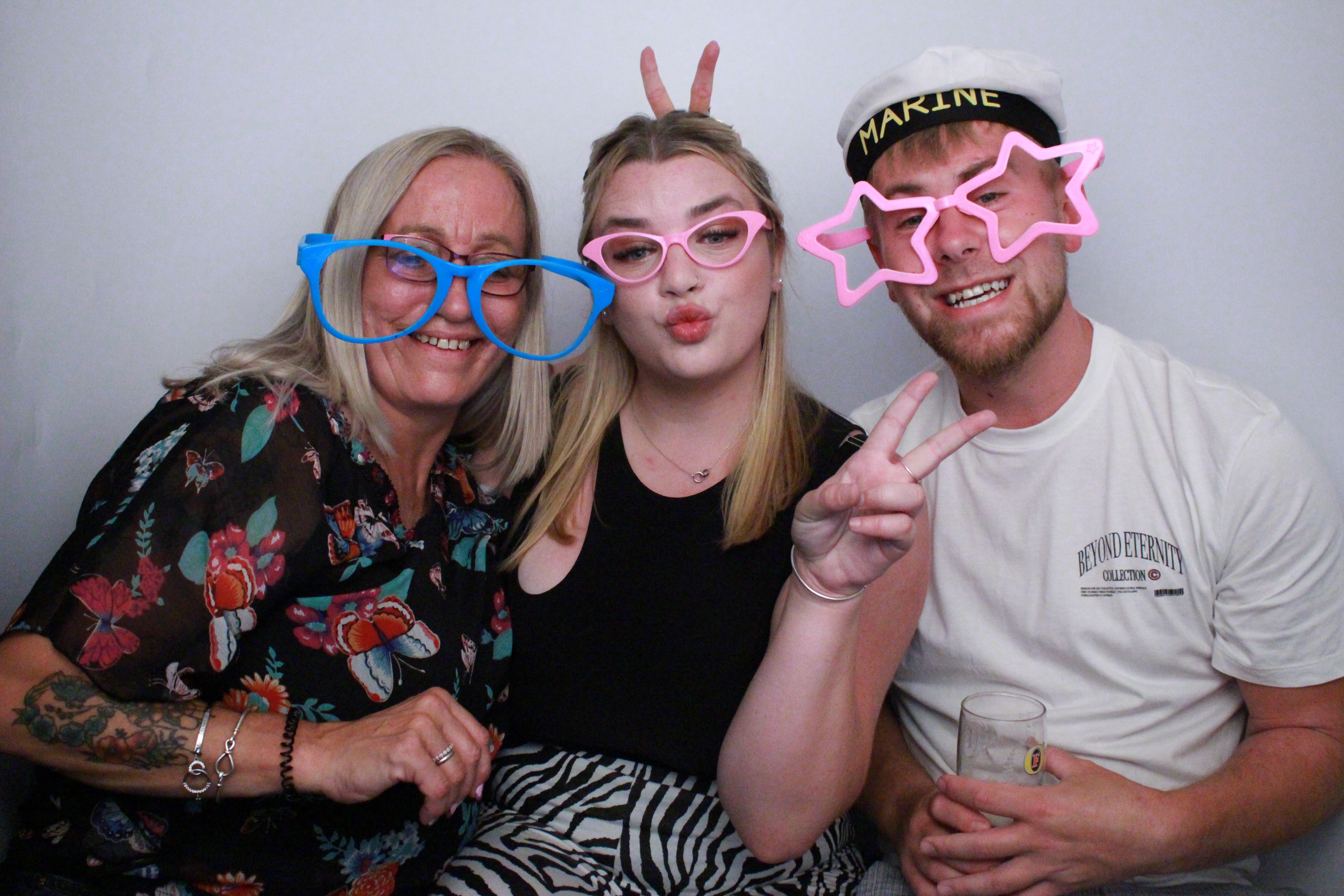 Jane's 50th Birthday  | View more photos from the event at gallery.myphotoboothexperience.co.uk/u/MyPhotoBoothExperienceLtd/Janes-50th-Birthday