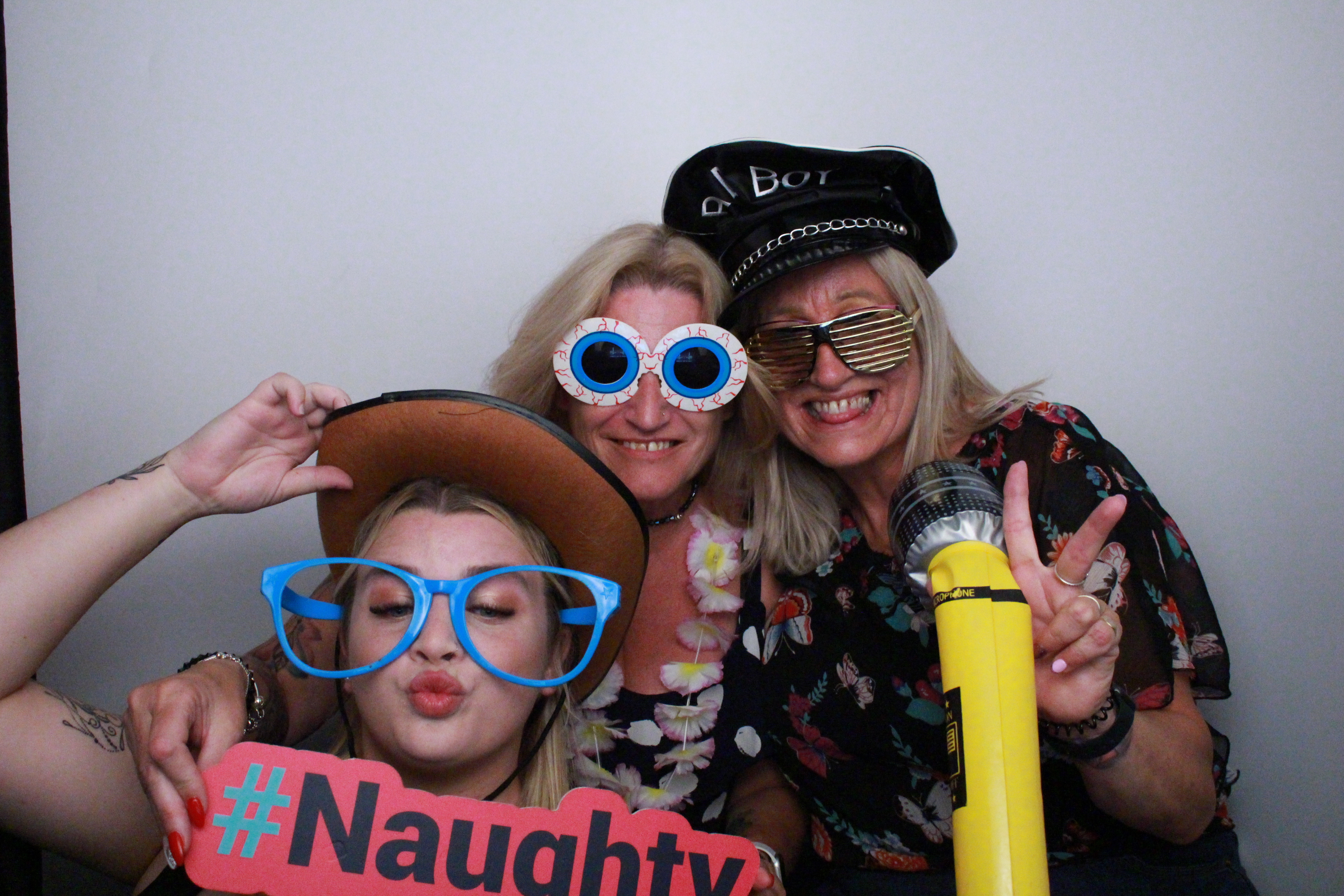 Jane's 50th Birthday  | View more photos from the event at gallery.myphotoboothexperience.co.uk/u/MyPhotoBoothExperienceLtd/Janes-50th-Birthday