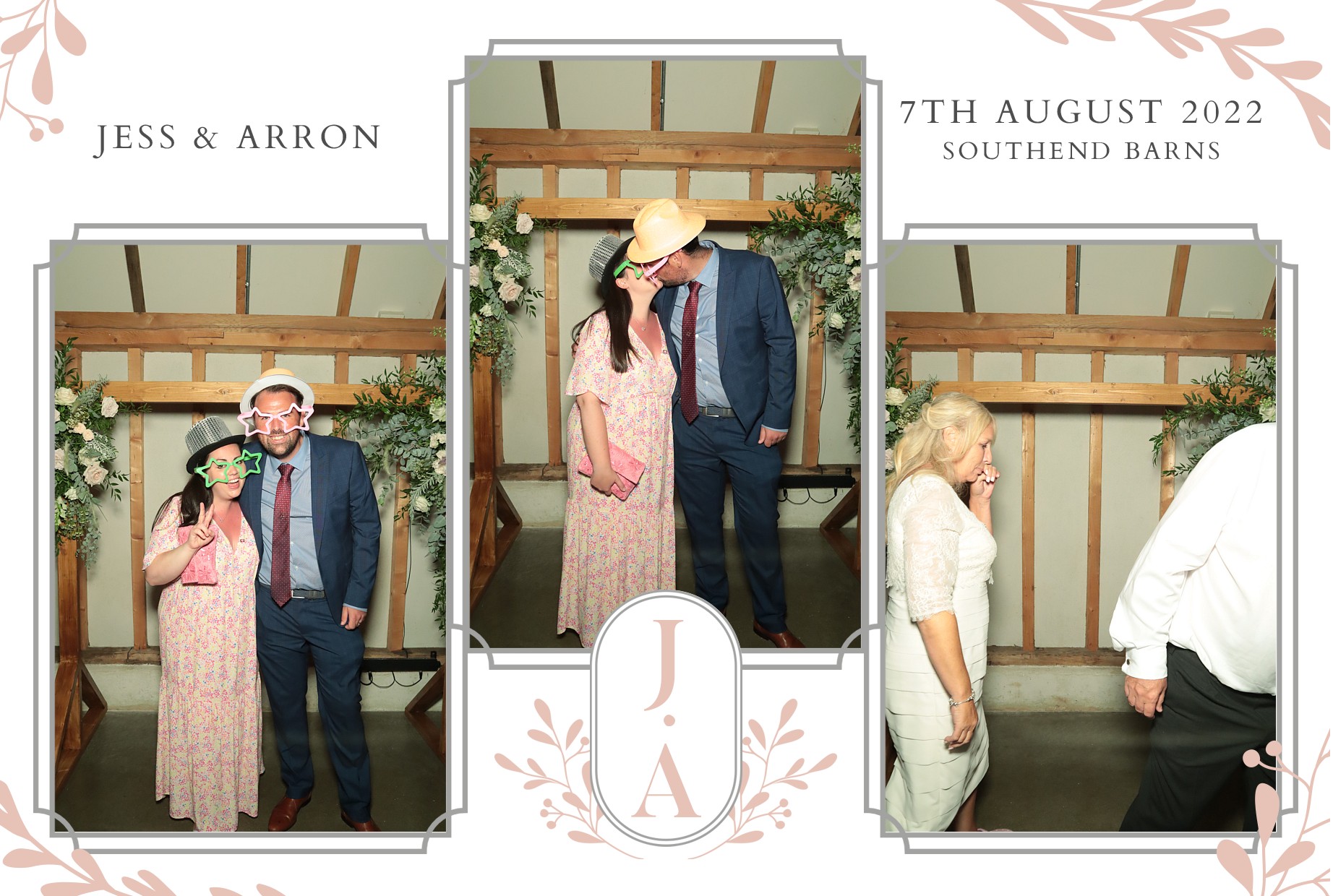 Jess & Arron's Wedding | View more photos from the event at gallery.myphotoboothexperience.co.uk/u/MyPhotoBoothExperienceLtd/Jess-Arrons-Wedding