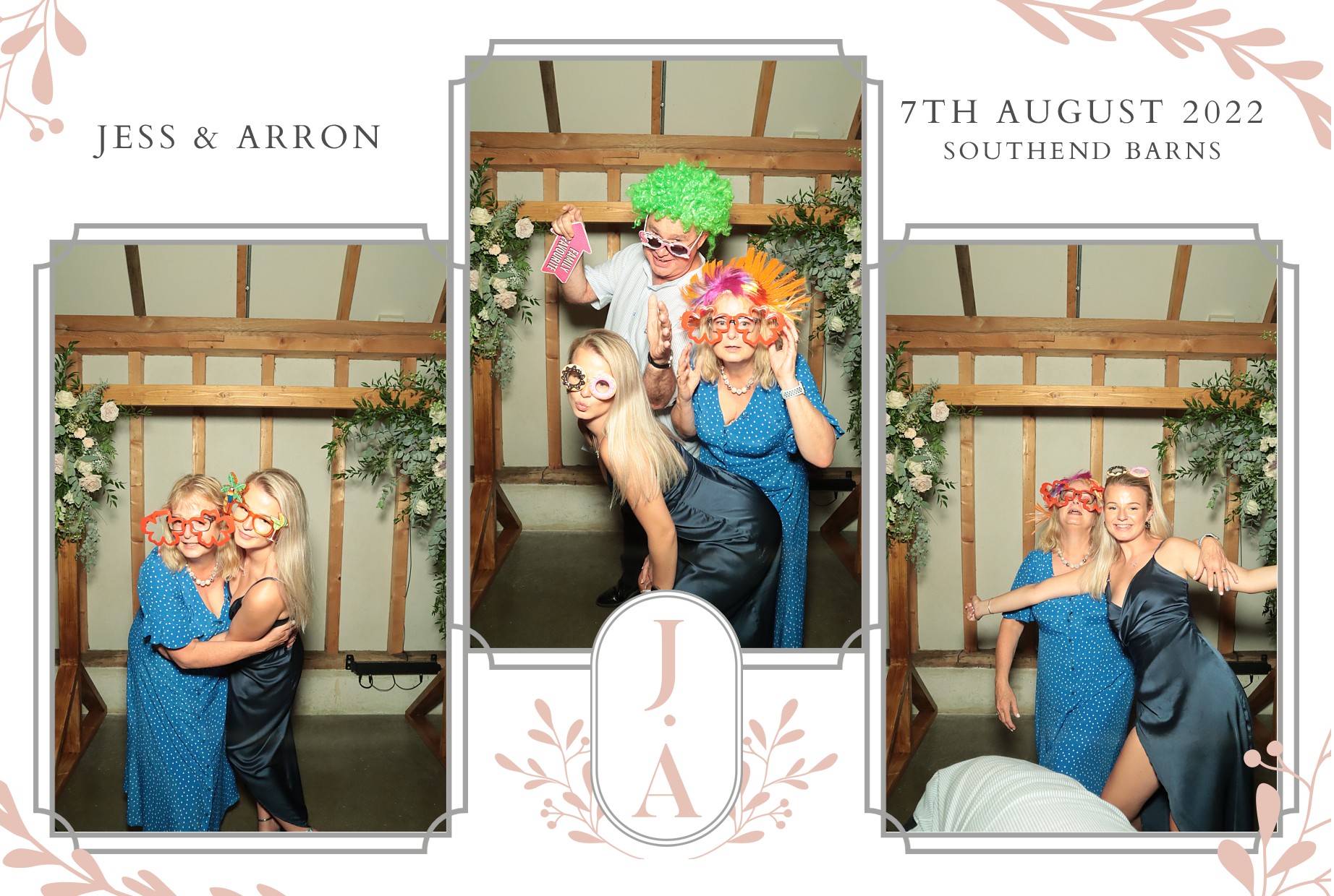 Jess & Arron's Wedding | View more photos from the event at gallery.myphotoboothexperience.co.uk/u/MyPhotoBoothExperienceLtd/Jess-Arrons-Wedding