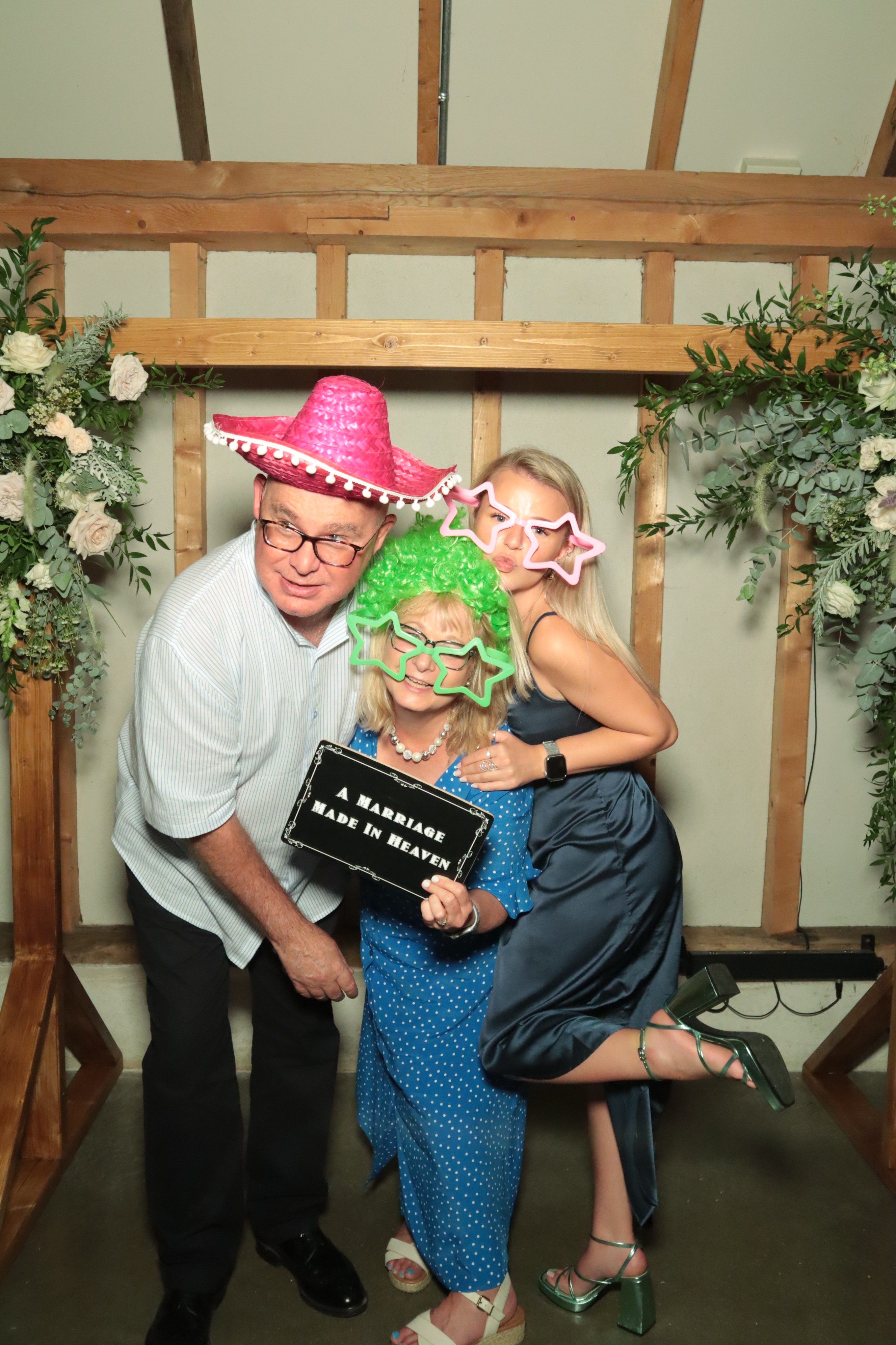 Jess & Arron's Wedding | View more photos from the event at gallery.myphotoboothexperience.co.uk/u/MyPhotoBoothExperienceLtd/Jess-Arrons-Wedding