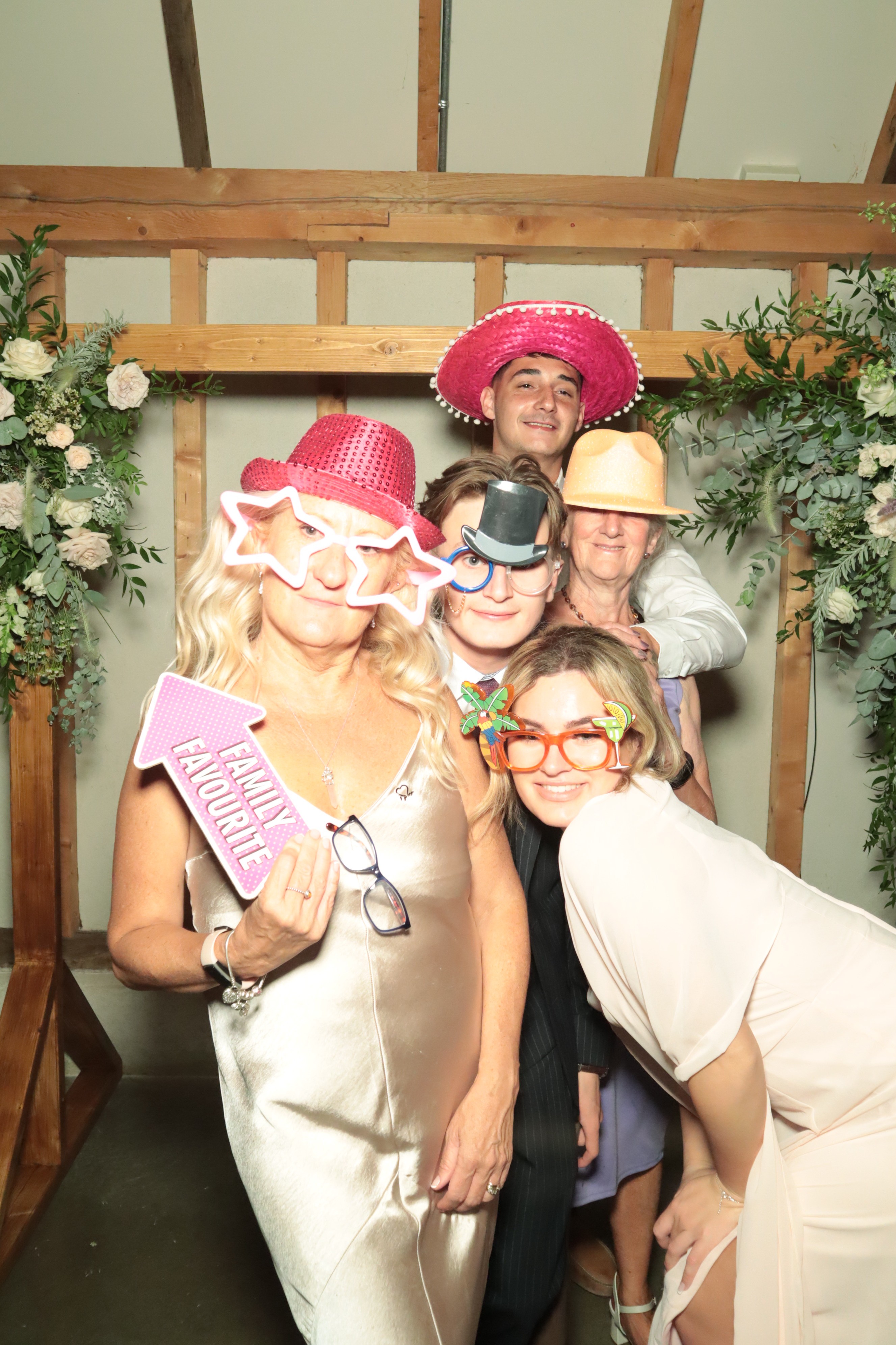Jess & Arron's Wedding | View more photos from the event at gallery.myphotoboothexperience.co.uk/u/MyPhotoBoothExperienceLtd/Jess-Arrons-Wedding