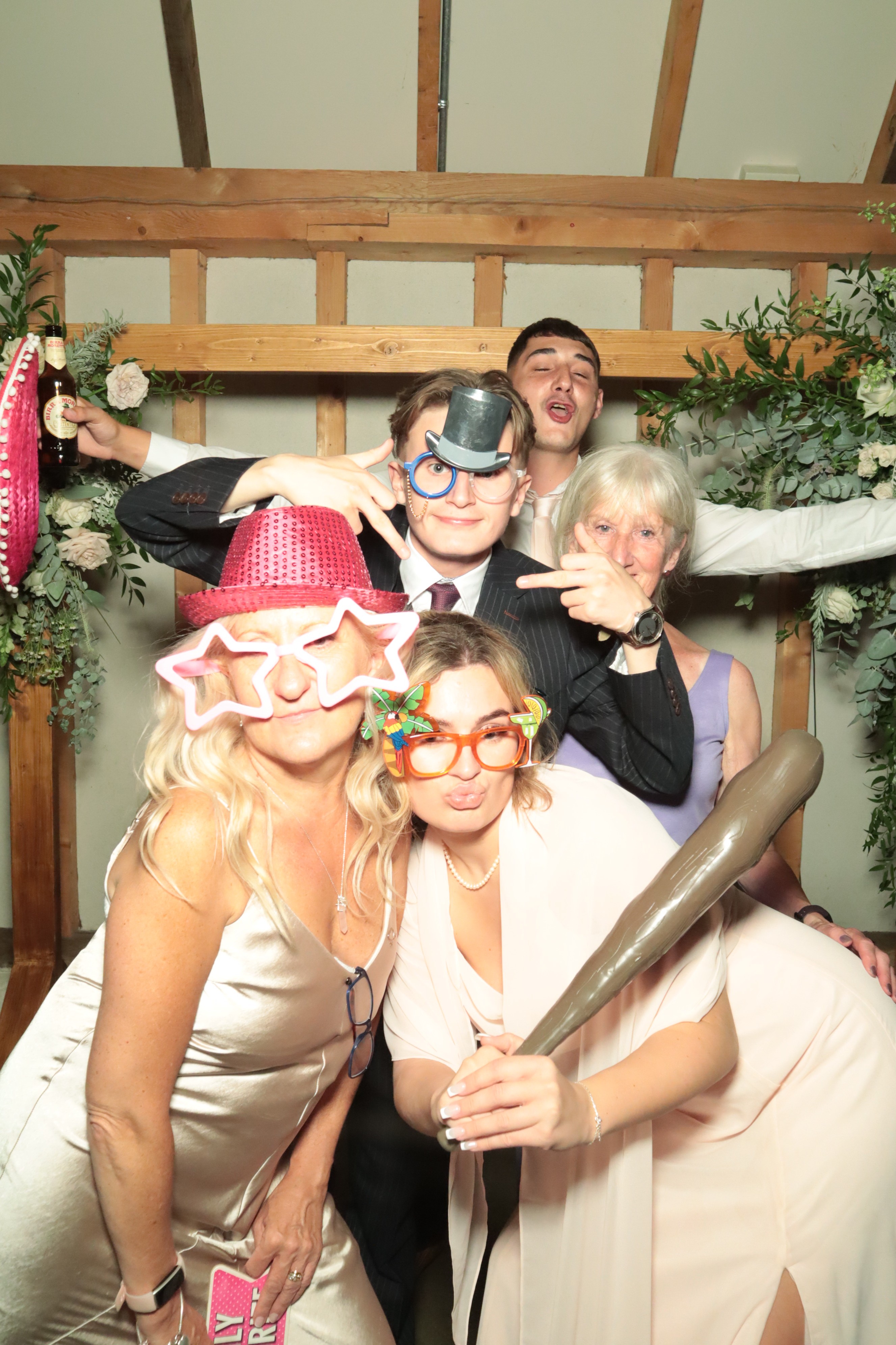 Jess & Arron's Wedding | View more photos from the event at gallery.myphotoboothexperience.co.uk/u/MyPhotoBoothExperienceLtd/Jess-Arrons-Wedding