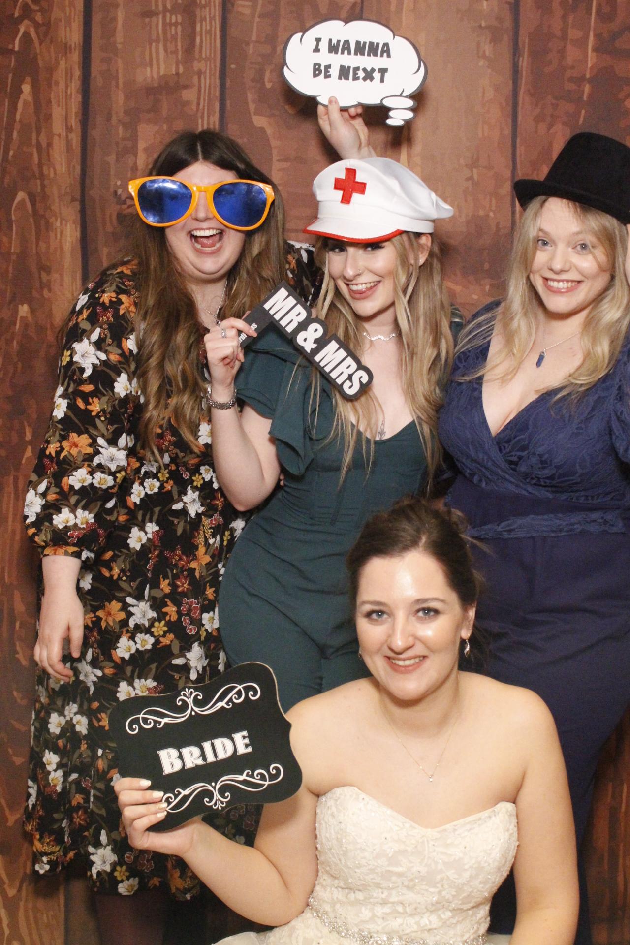 Jon & Yasmin's Wedding  | View more photos from the event at gallery.myphotoboothexperience.co.uk/u/MyPhotoBoothExperienceLtd/Jon-Yasmins-Wedding