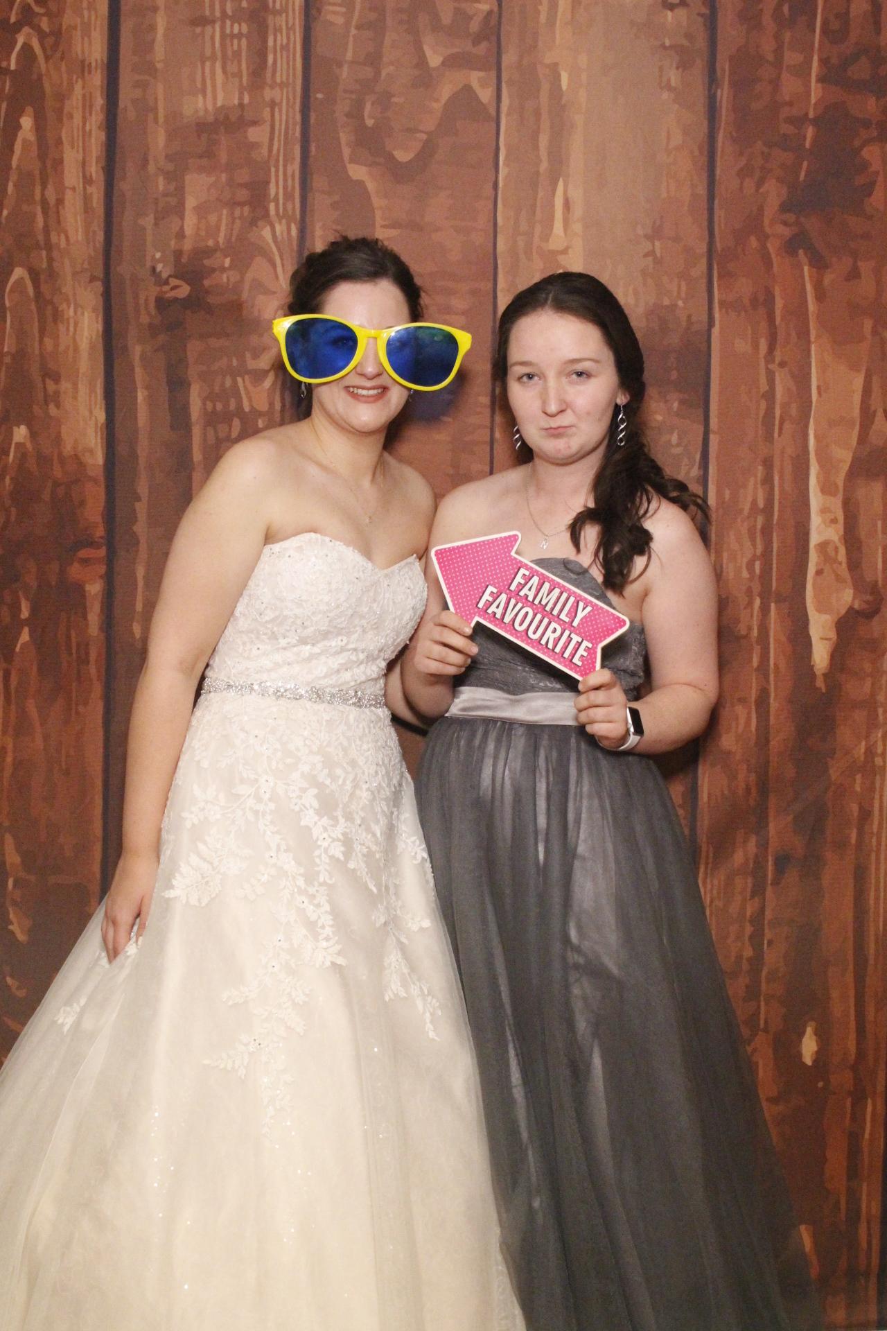 Jon & Yasmin's Wedding  | View more photos from the event at gallery.myphotoboothexperience.co.uk/u/MyPhotoBoothExperienceLtd/Jon-Yasmins-Wedding