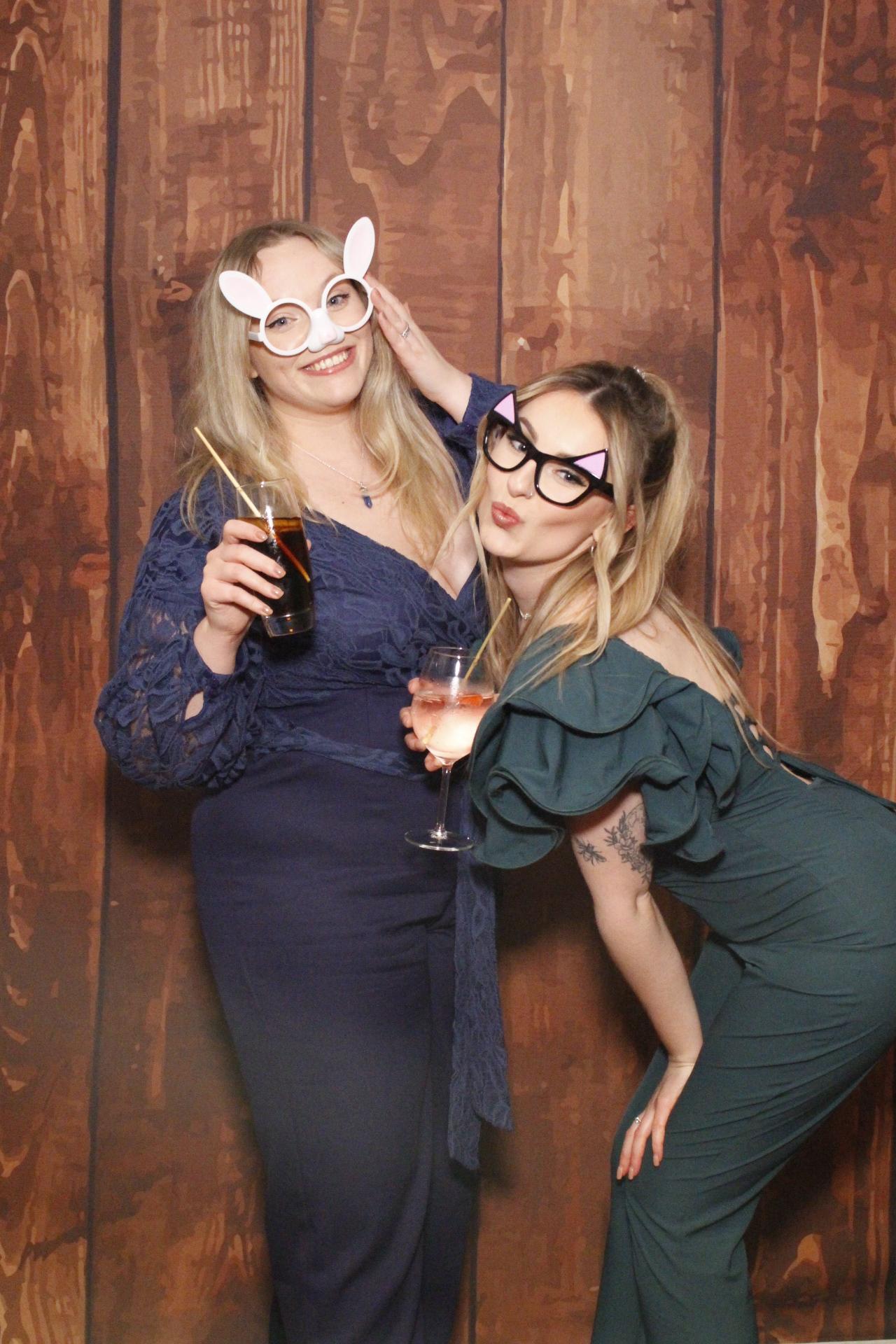 Jon & Yasmin's Wedding  | View more photos from the event at gallery.myphotoboothexperience.co.uk/u/MyPhotoBoothExperienceLtd/Jon-Yasmins-Wedding
