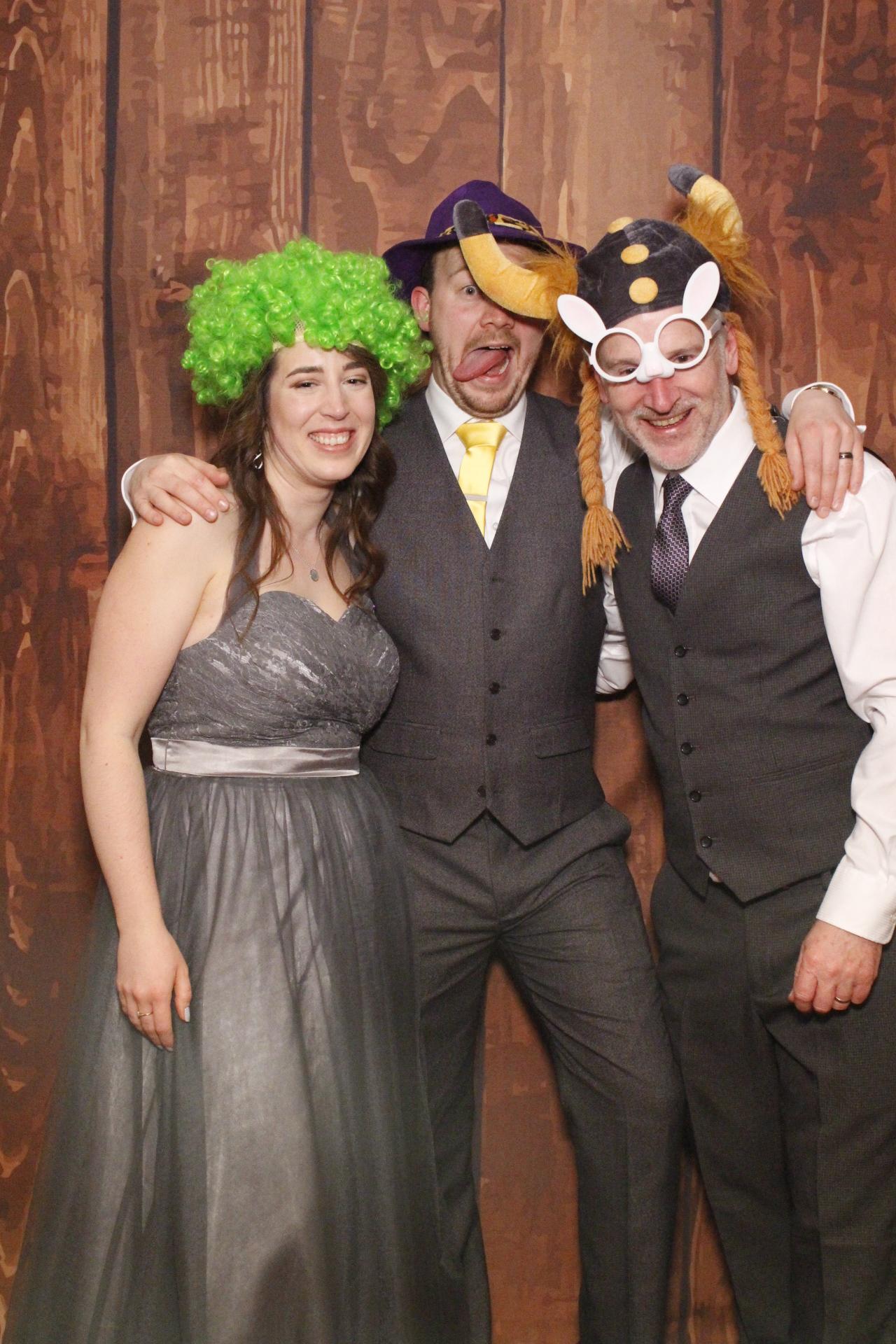Jon & Yasmin's Wedding  | View more photos from the event at gallery.myphotoboothexperience.co.uk/u/MyPhotoBoothExperienceLtd/Jon-Yasmins-Wedding