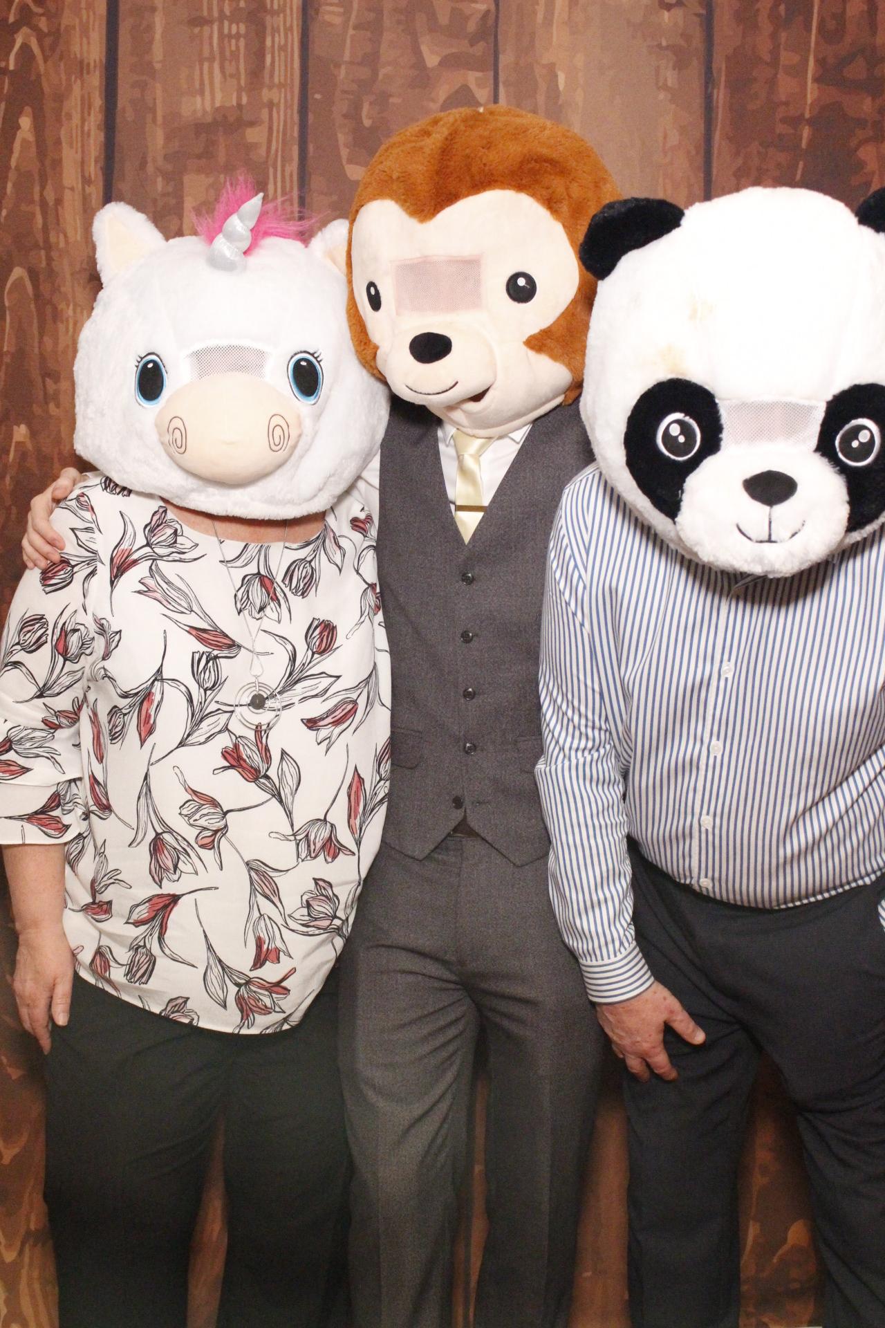 Jon & Yasmin's Wedding  | View more photos from the event at gallery.myphotoboothexperience.co.uk/u/MyPhotoBoothExperienceLtd/Jon-Yasmins-Wedding