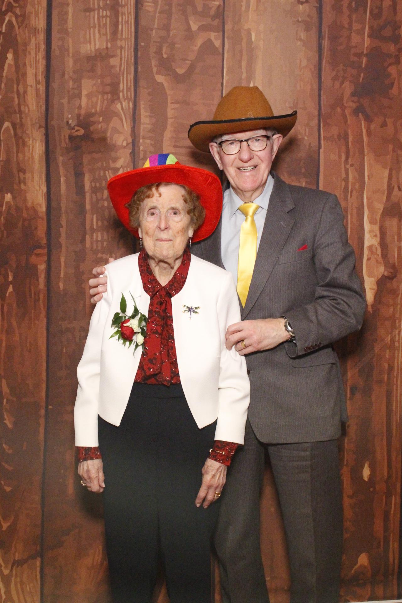 Jon & Yasmin's Wedding  | View more photos from the event at gallery.myphotoboothexperience.co.uk/u/MyPhotoBoothExperienceLtd/Jon-Yasmins-Wedding