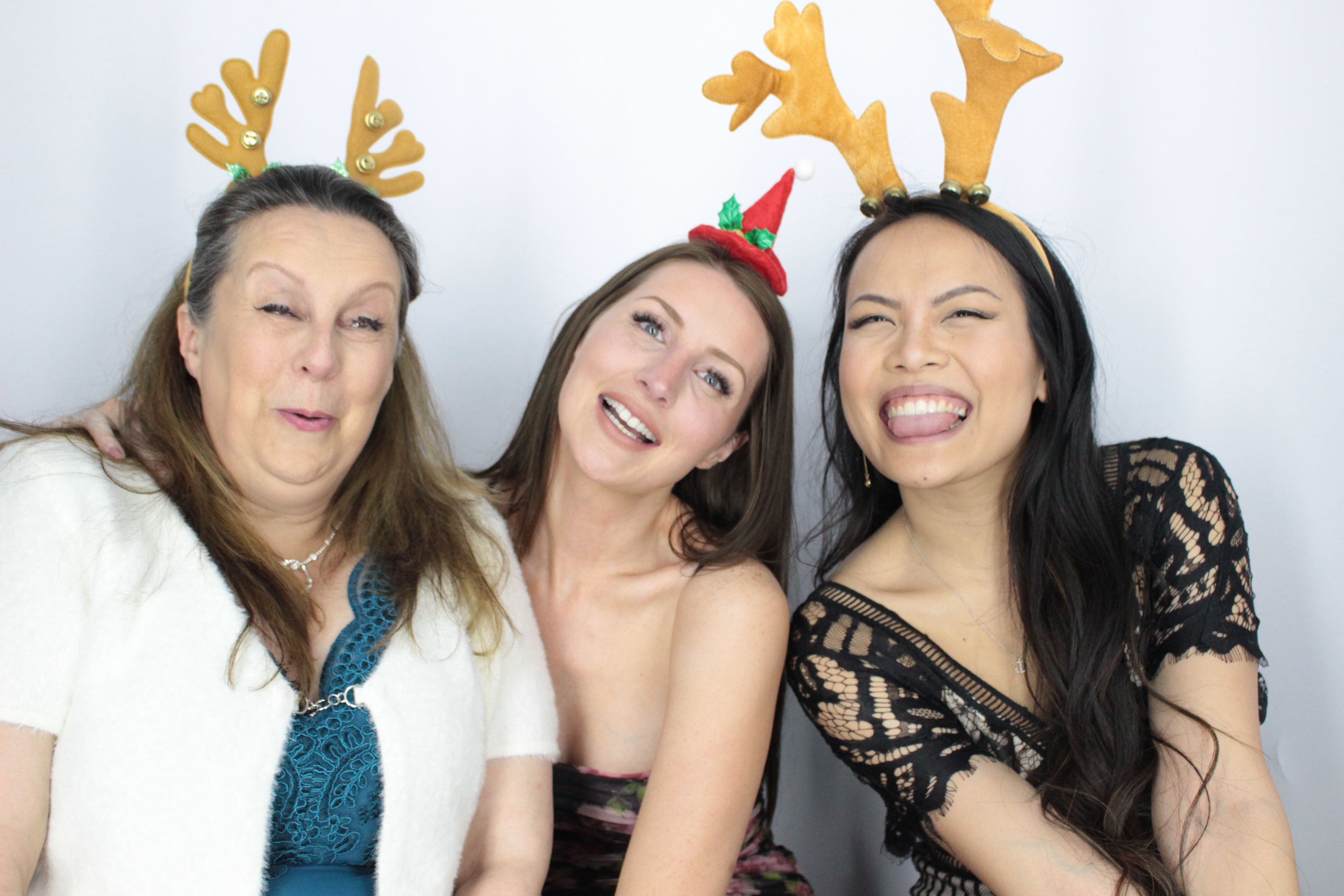 KINTO UK Christmas Party  | View more photos from the event at gallery.myphotoboothexperience.co.uk/u/MyPhotoBoothExperienceLtd/KINTO-UK-Christmas-Party