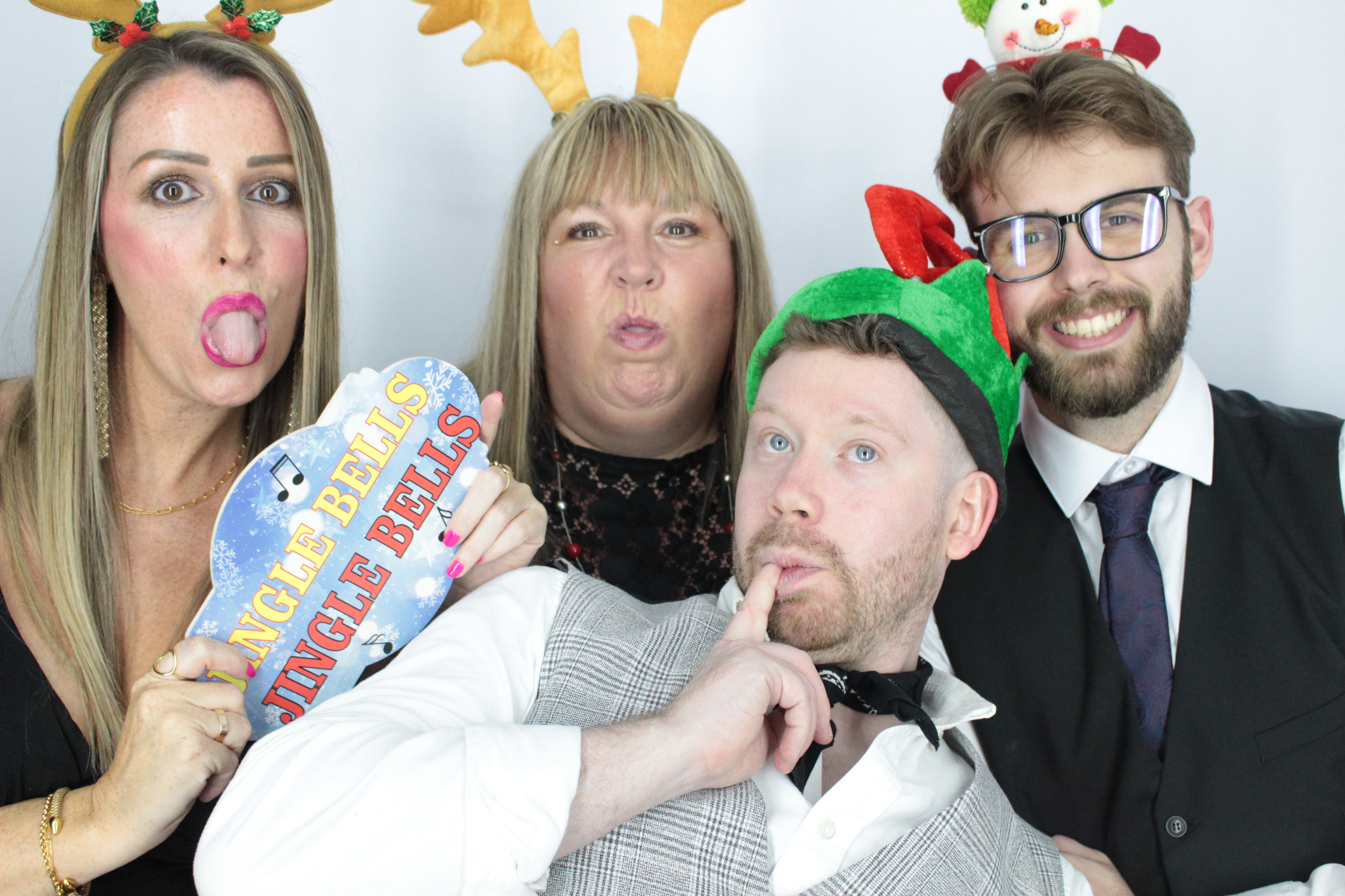 KINTO UK Christmas Party  | View more photos from the event at gallery.myphotoboothexperience.co.uk/u/MyPhotoBoothExperienceLtd/KINTO-UK-Christmas-Party