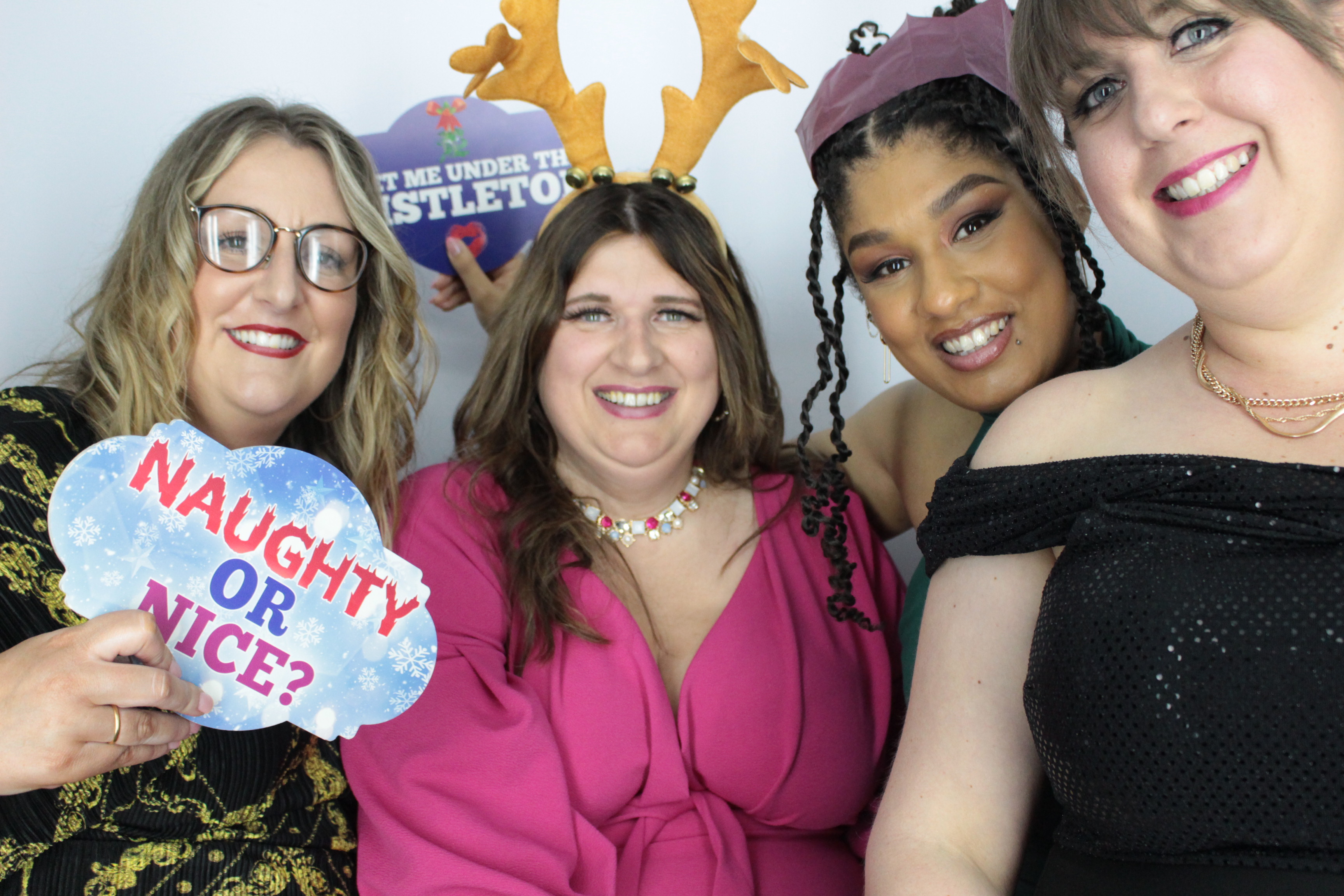 KINTO UK Christmas Party  | View more photos from the event at gallery.myphotoboothexperience.co.uk/u/MyPhotoBoothExperienceLtd/KINTO-UK-Christmas-Party