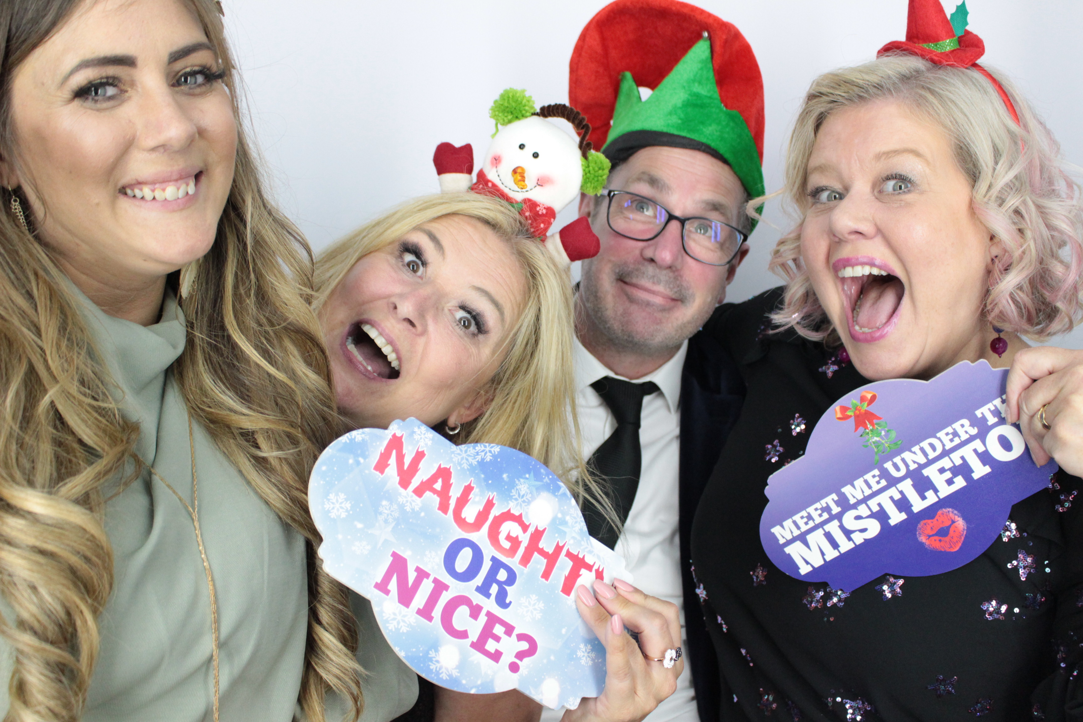 KINTO UK Christmas Party  | View more photos from the event at gallery.myphotoboothexperience.co.uk/u/MyPhotoBoothExperienceLtd/KINTO-UK-Christmas-Party