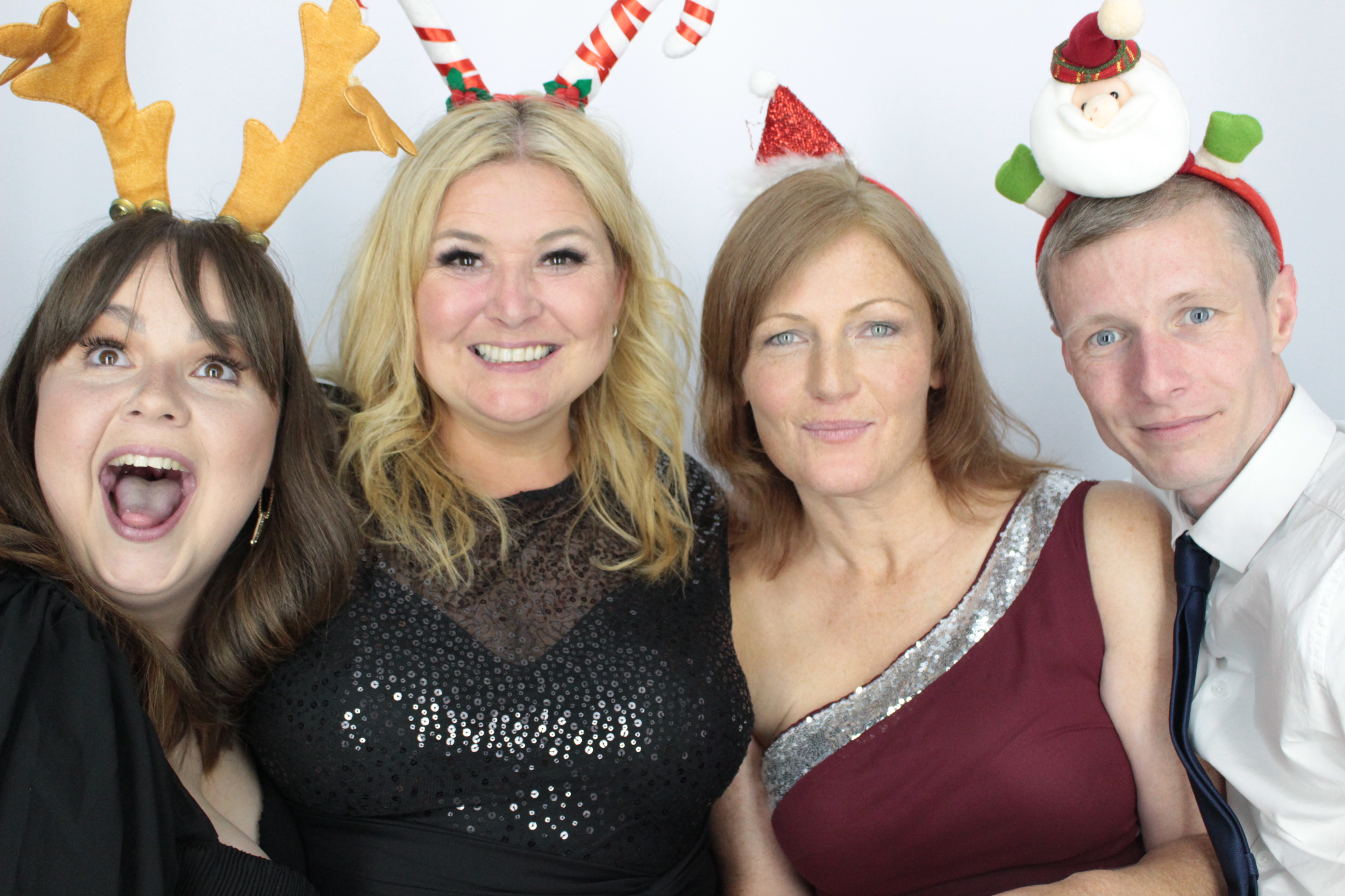 KINTO UK Christmas Party  | View more photos from the event at gallery.myphotoboothexperience.co.uk/u/MyPhotoBoothExperienceLtd/KINTO-UK-Christmas-Party