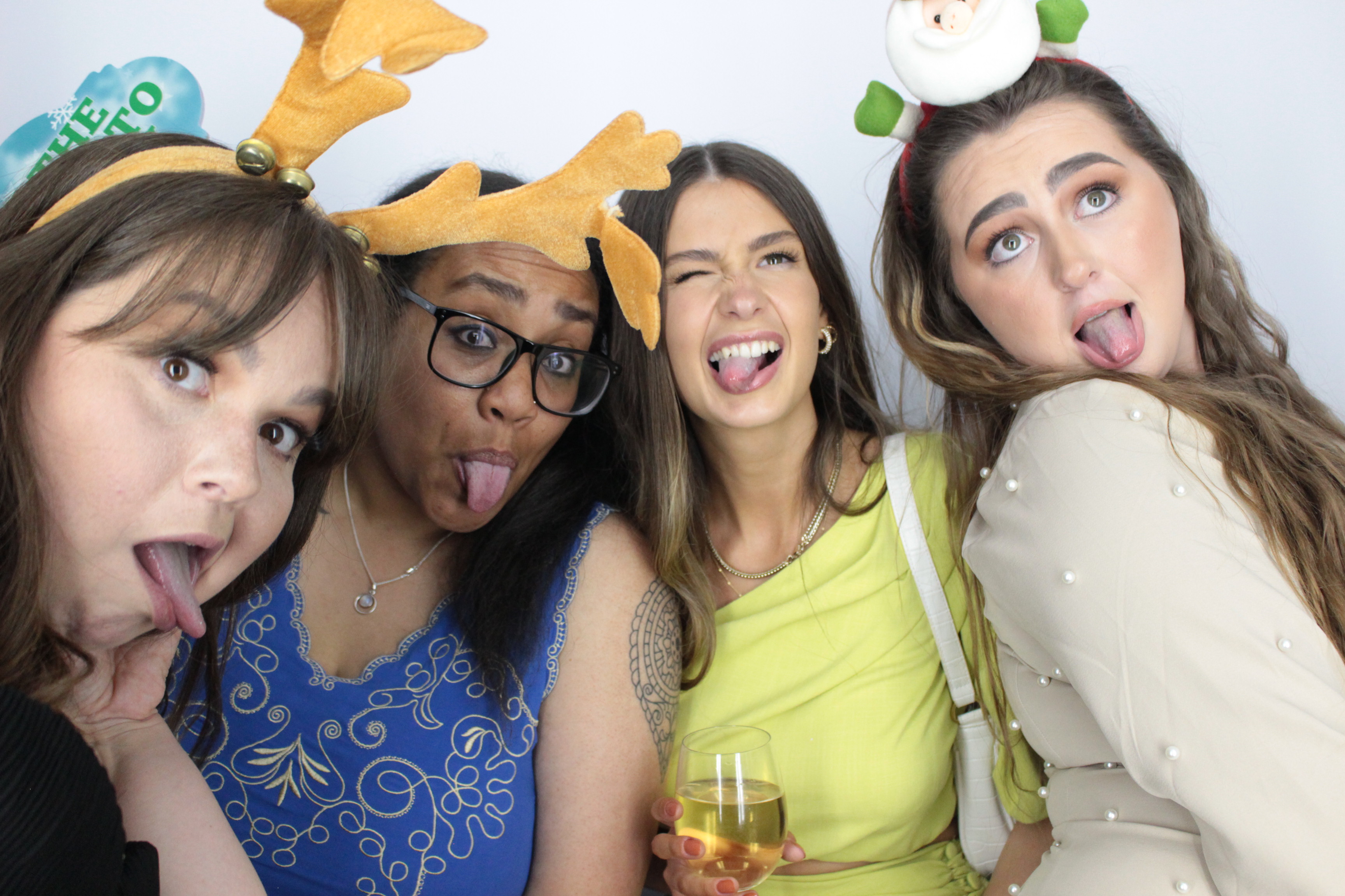 KINTO UK Christmas Party  | View more photos from the event at gallery.myphotoboothexperience.co.uk/u/MyPhotoBoothExperienceLtd/KINTO-UK-Christmas-Party