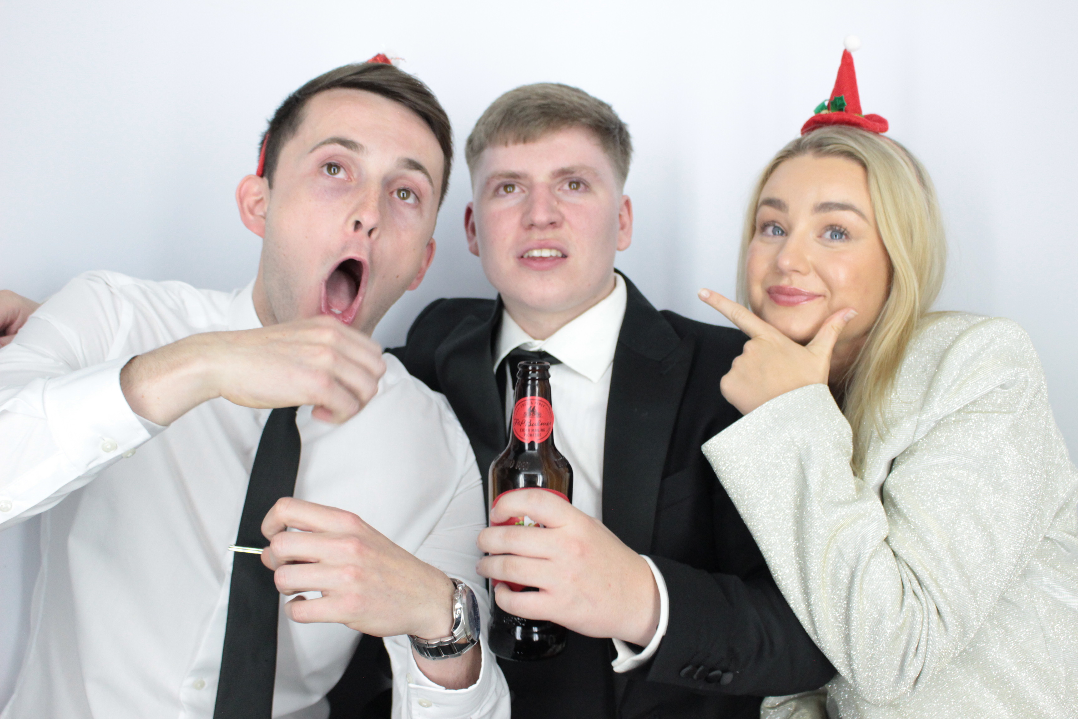 KINTO UK Christmas Party  | View more photos from the event at gallery.myphotoboothexperience.co.uk/u/MyPhotoBoothExperienceLtd/KINTO-UK-Christmas-Party