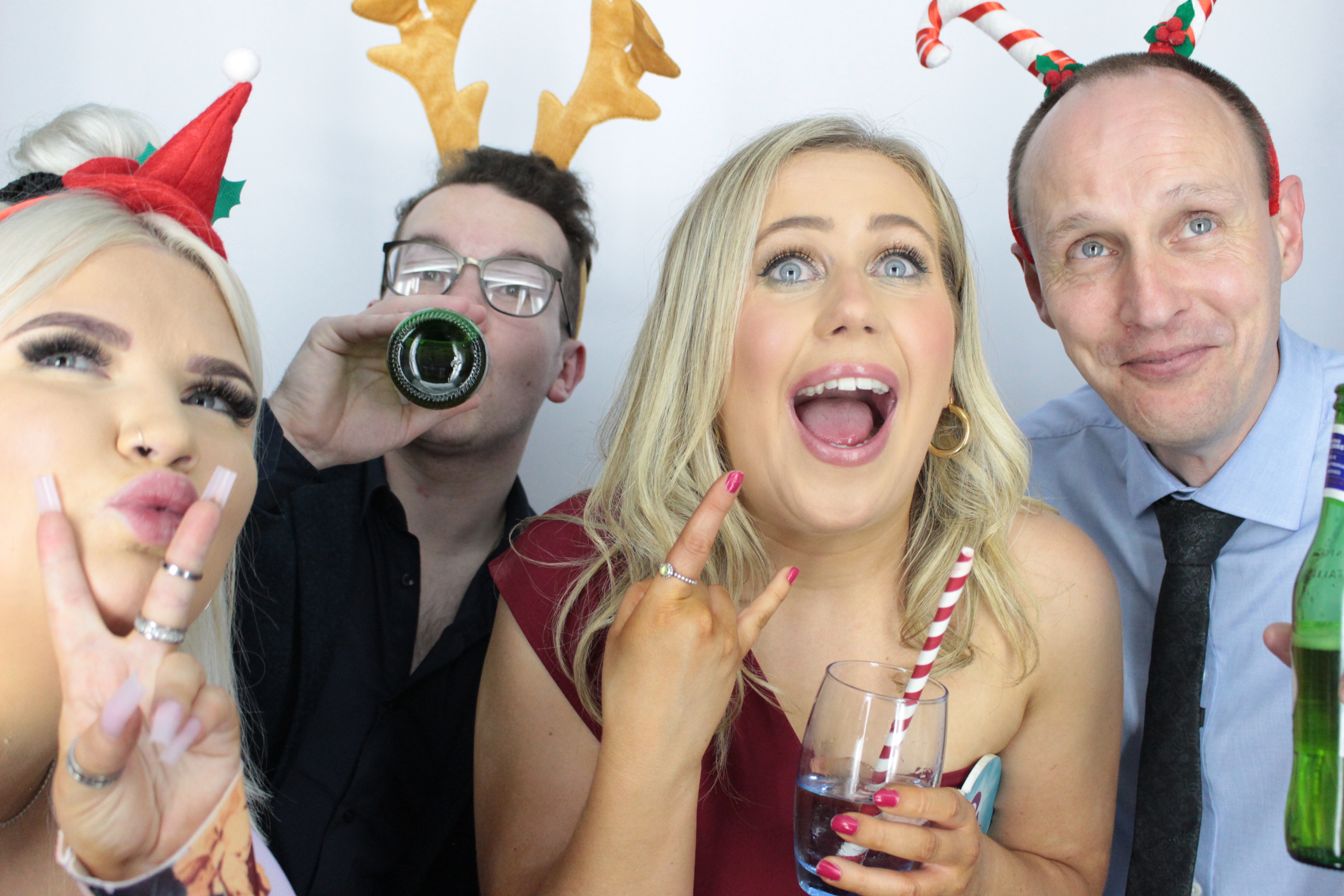 KINTO UK Christmas Party  | View more photos from the event at gallery.myphotoboothexperience.co.uk/u/MyPhotoBoothExperienceLtd/KINTO-UK-Christmas-Party
