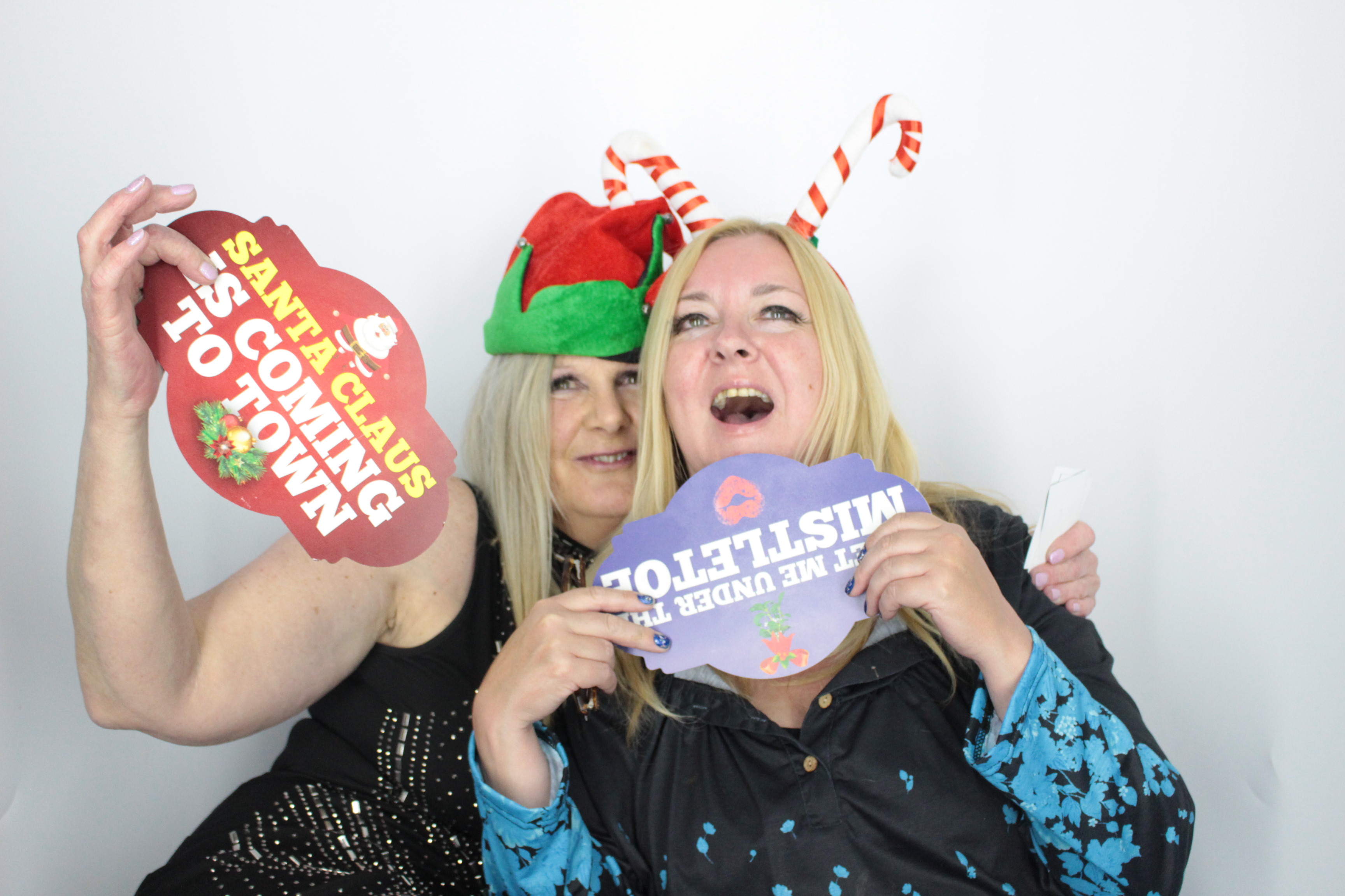 KINTO UK Christmas Party  | View more photos from the event at gallery.myphotoboothexperience.co.uk/u/MyPhotoBoothExperienceLtd/KINTO-UK-Christmas-Party