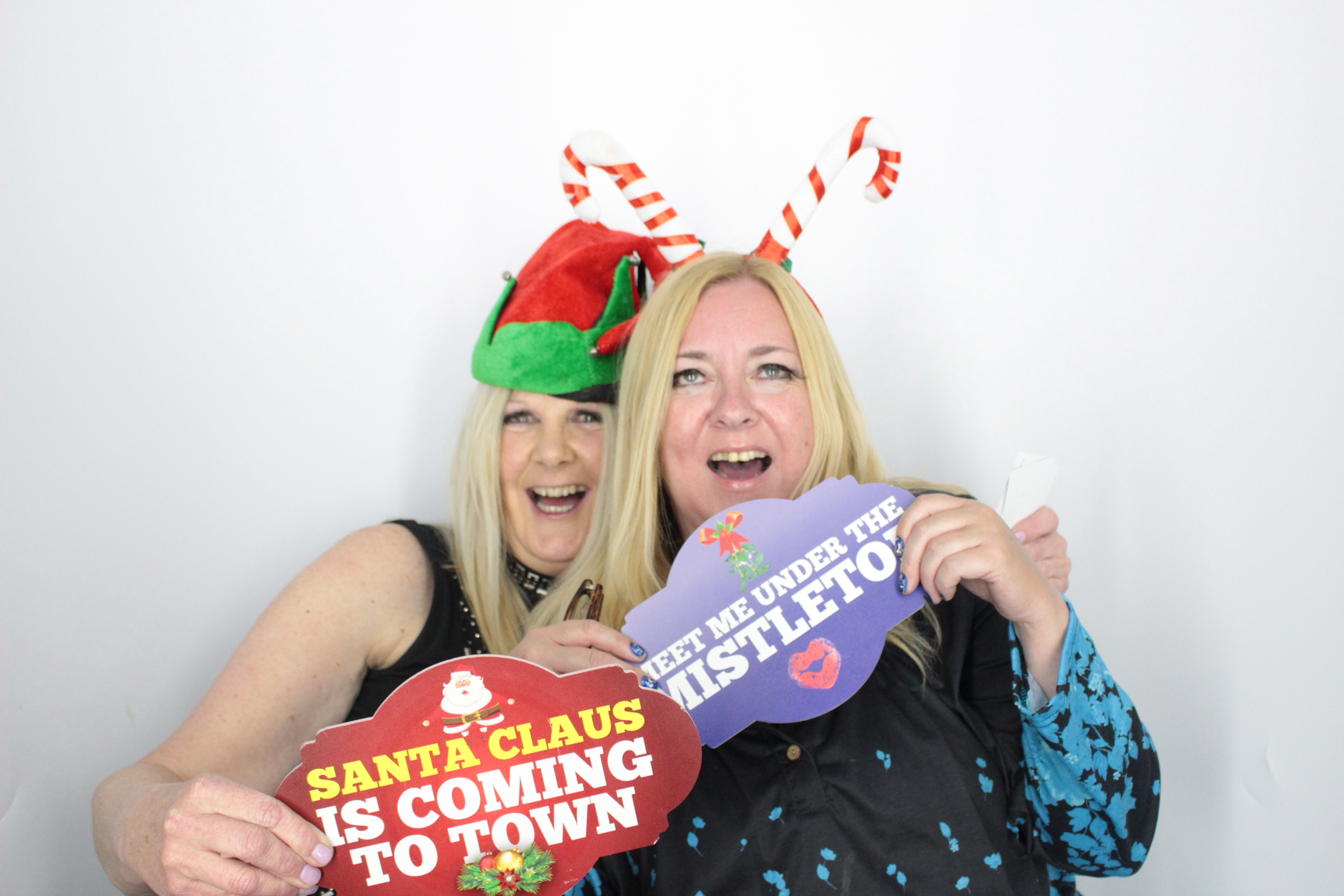 KINTO UK Christmas Party  | View more photos from the event at gallery.myphotoboothexperience.co.uk/u/MyPhotoBoothExperienceLtd/KINTO-UK-Christmas-Party
