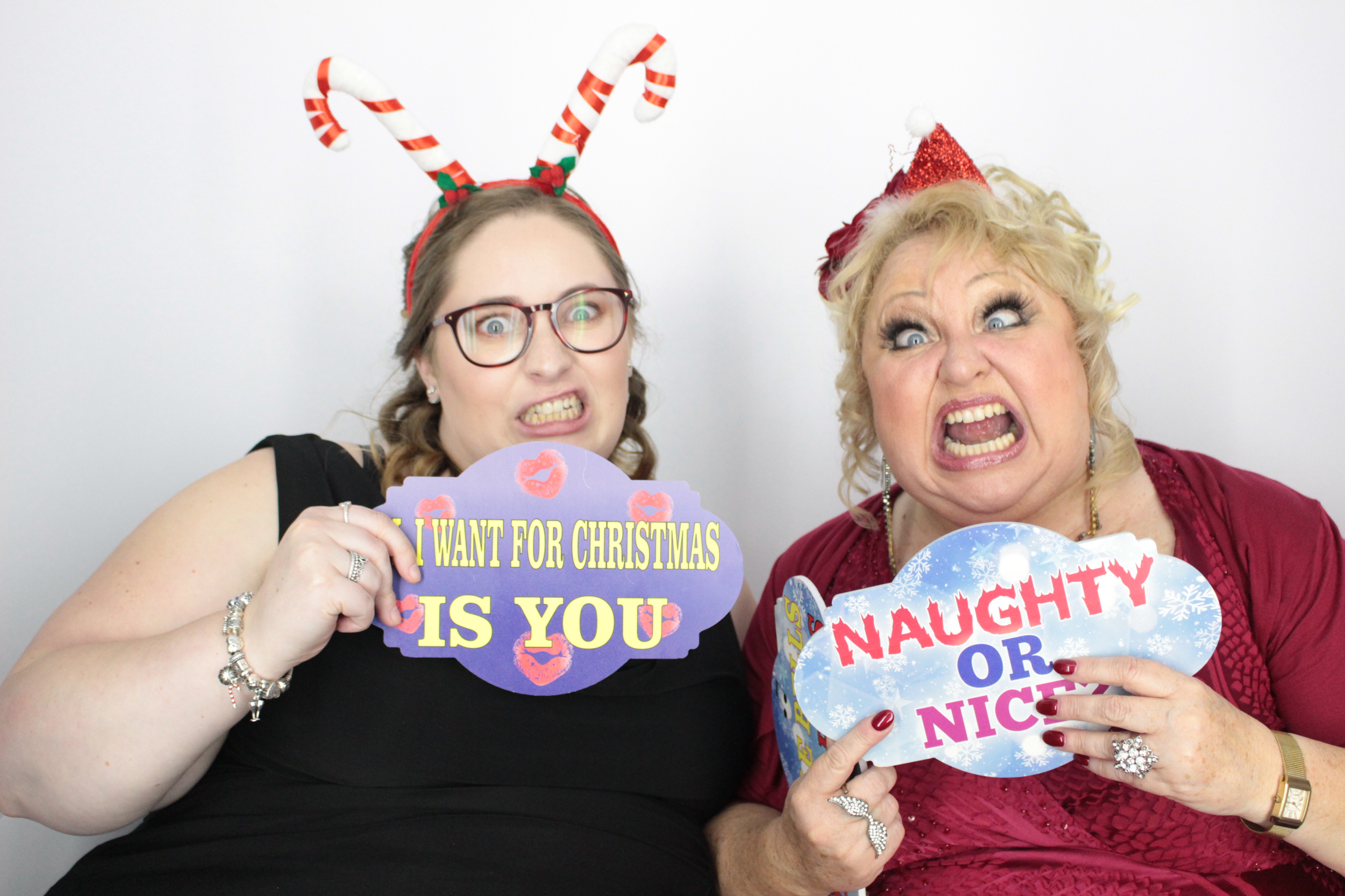 KINTO UK Christmas Party  | View more photos from the event at gallery.myphotoboothexperience.co.uk/u/MyPhotoBoothExperienceLtd/KINTO-UK-Christmas-Party