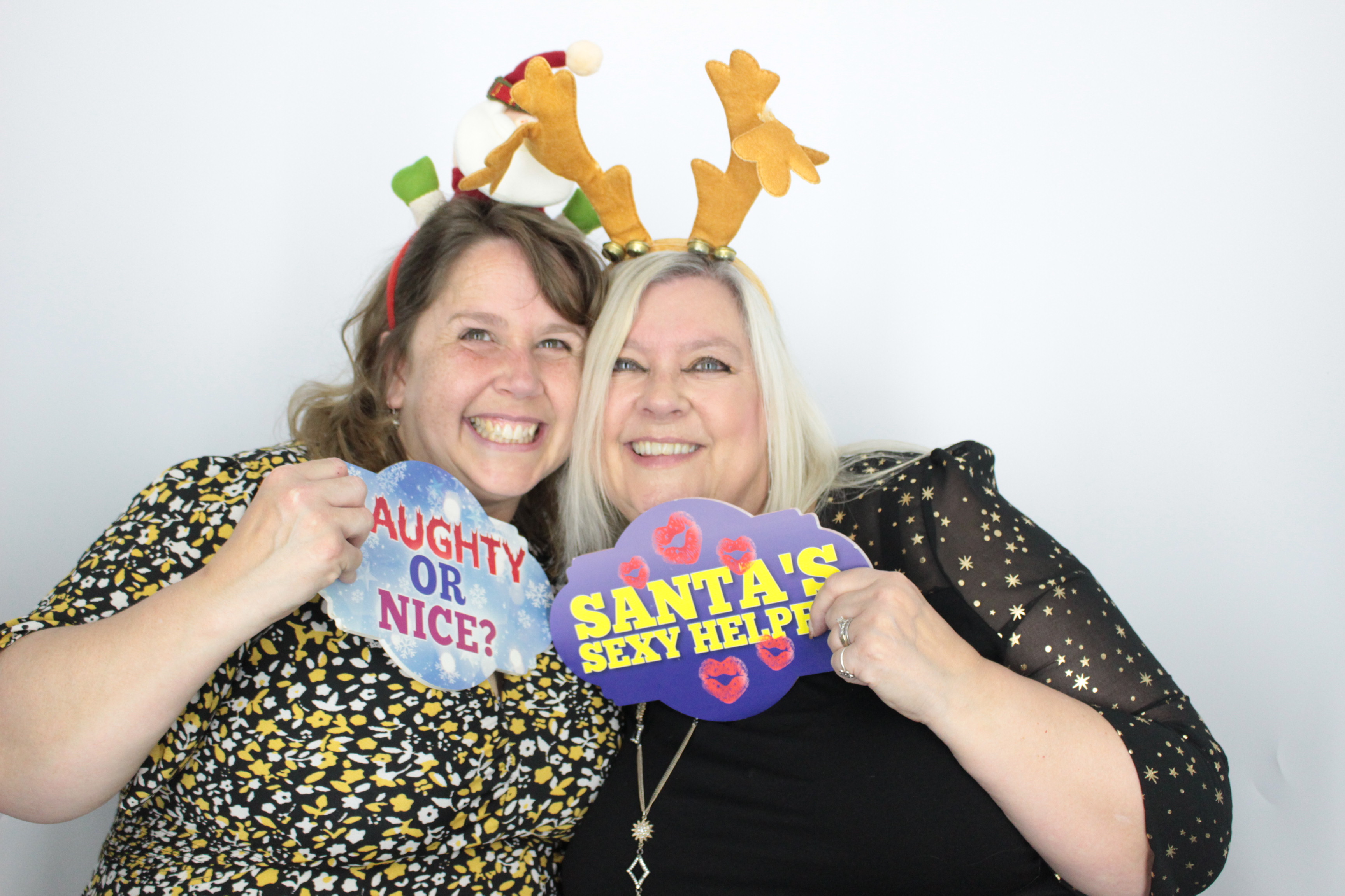 KINTO UK Christmas Party  | View more photos from the event at gallery.myphotoboothexperience.co.uk/u/MyPhotoBoothExperienceLtd/KINTO-UK-Christmas-Party
