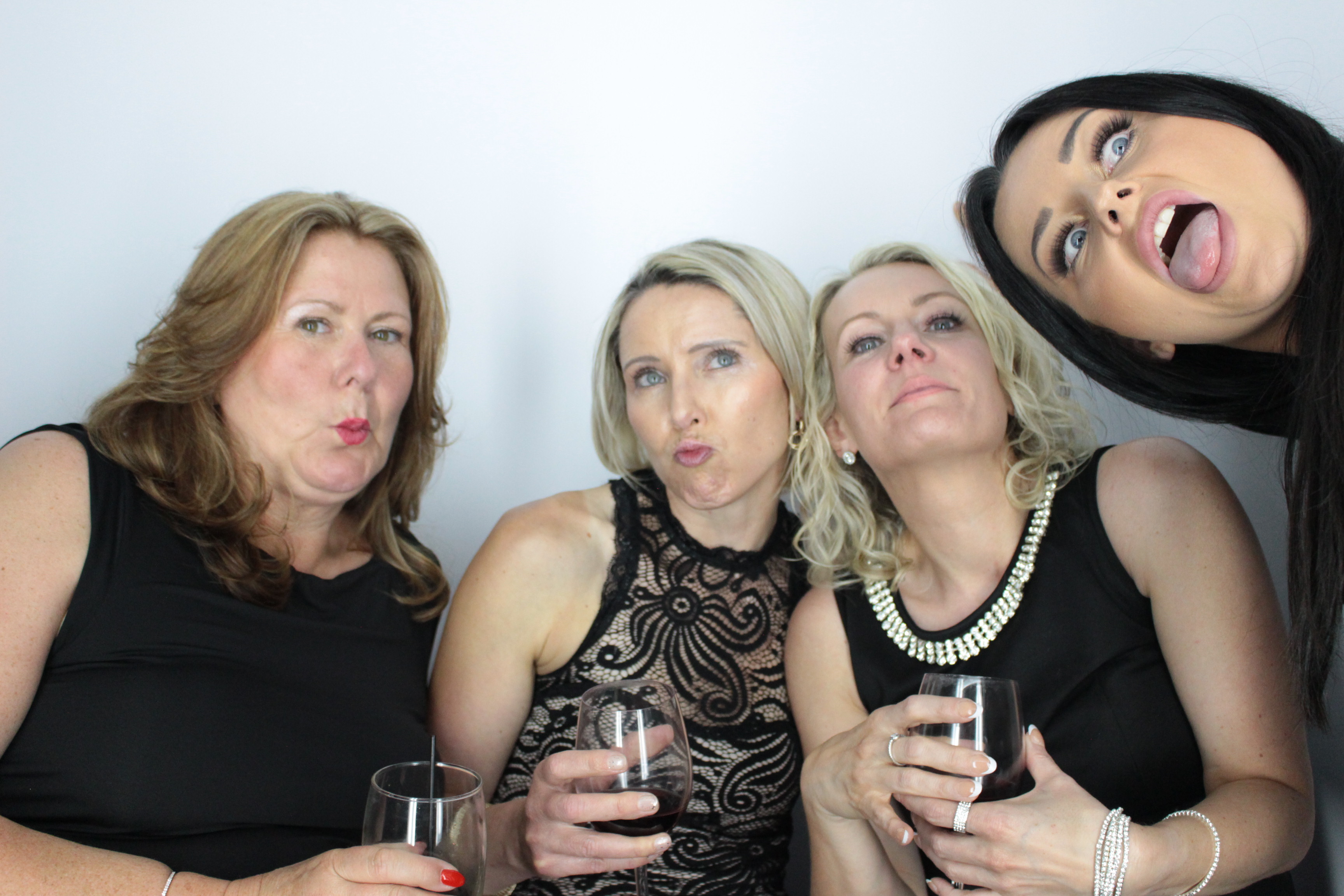 KINTO UK Christmas Party  | View more photos from the event at gallery.myphotoboothexperience.co.uk/u/MyPhotoBoothExperienceLtd/KINTO-UK-Christmas-Party