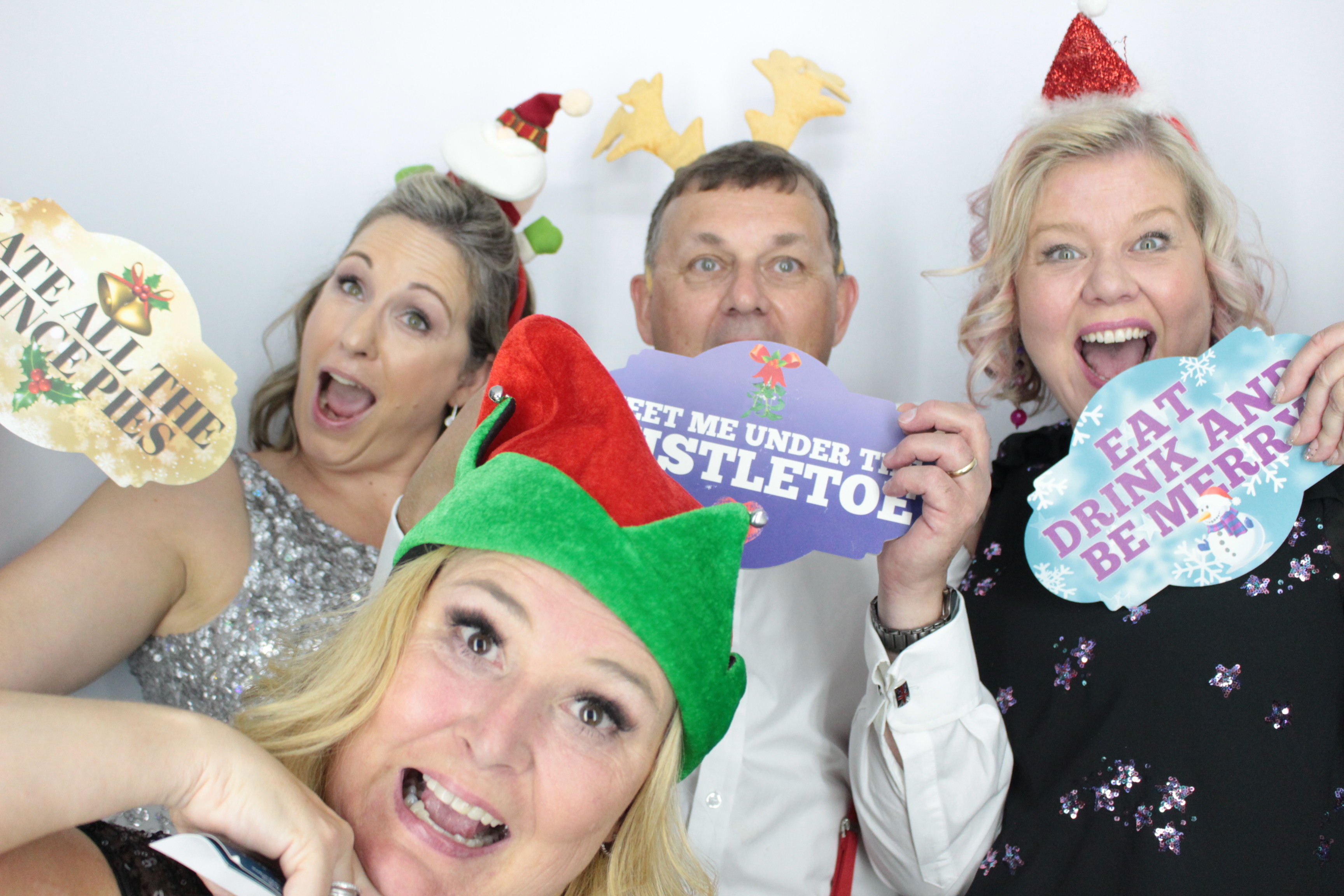KINTO UK Christmas Party  | View more photos from the event at gallery.myphotoboothexperience.co.uk/u/MyPhotoBoothExperienceLtd/KINTO-UK-Christmas-Party