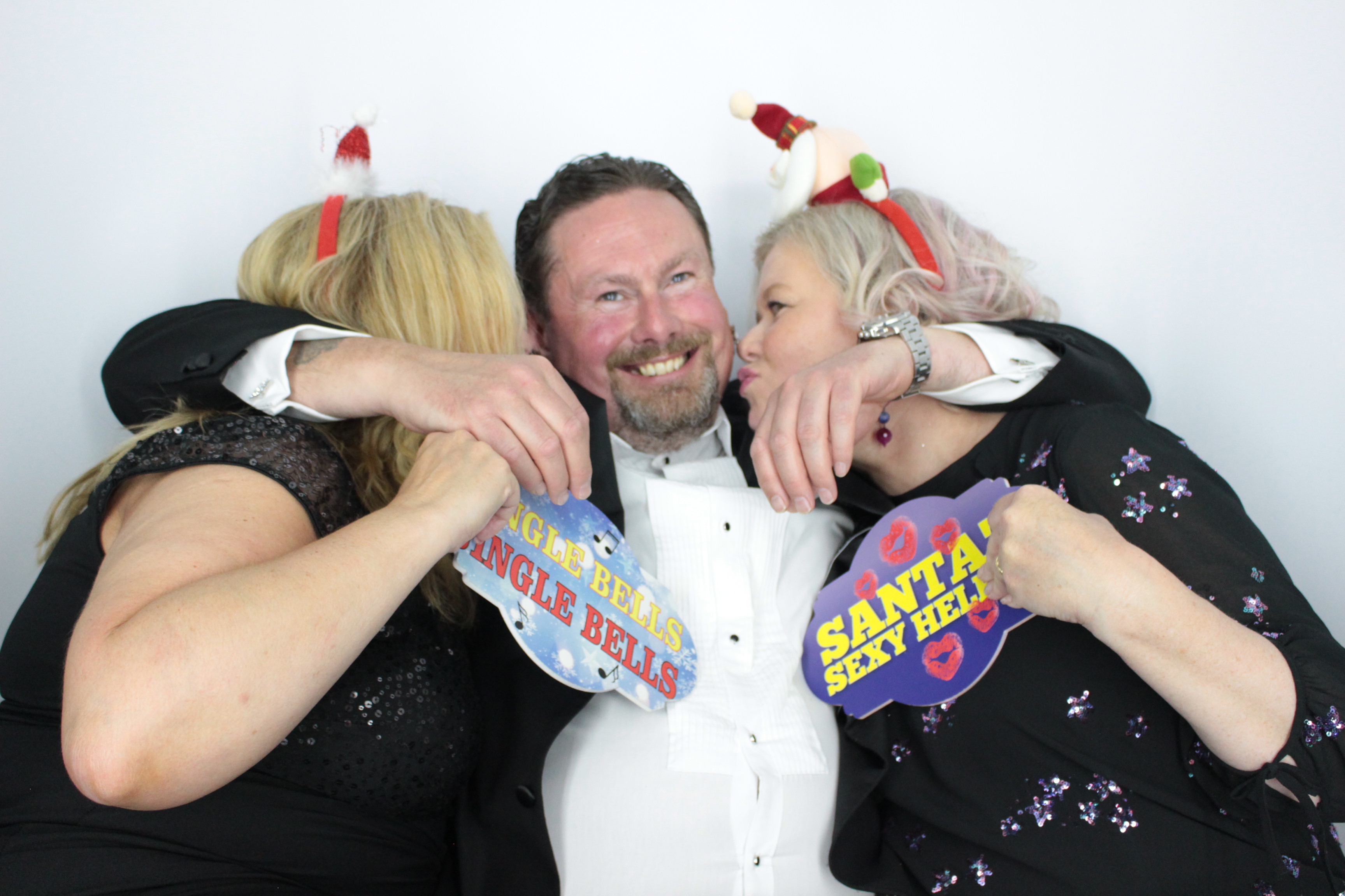 KINTO UK Christmas Party  | View more photos from the event at gallery.myphotoboothexperience.co.uk/u/MyPhotoBoothExperienceLtd/KINTO-UK-Christmas-Party