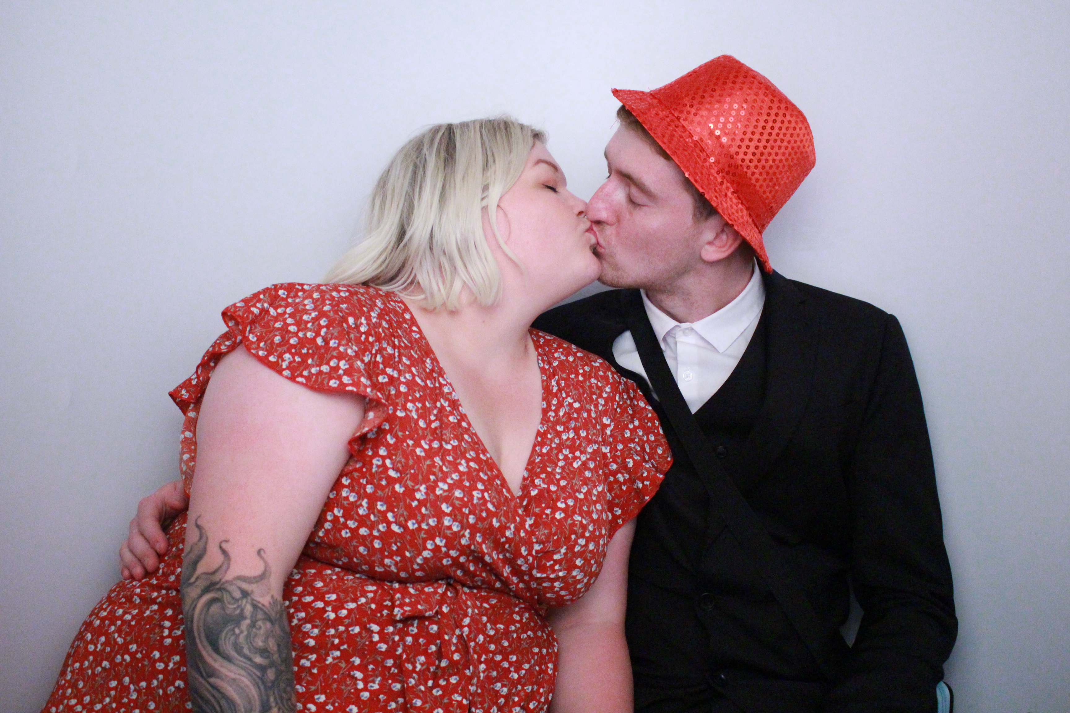 Karis & James's Wedding  | View more photos from the event at gallery.myphotoboothexperience.co.uk/u/MyPhotoBoothExperienceLtd/Karis-Jamess-Wedding