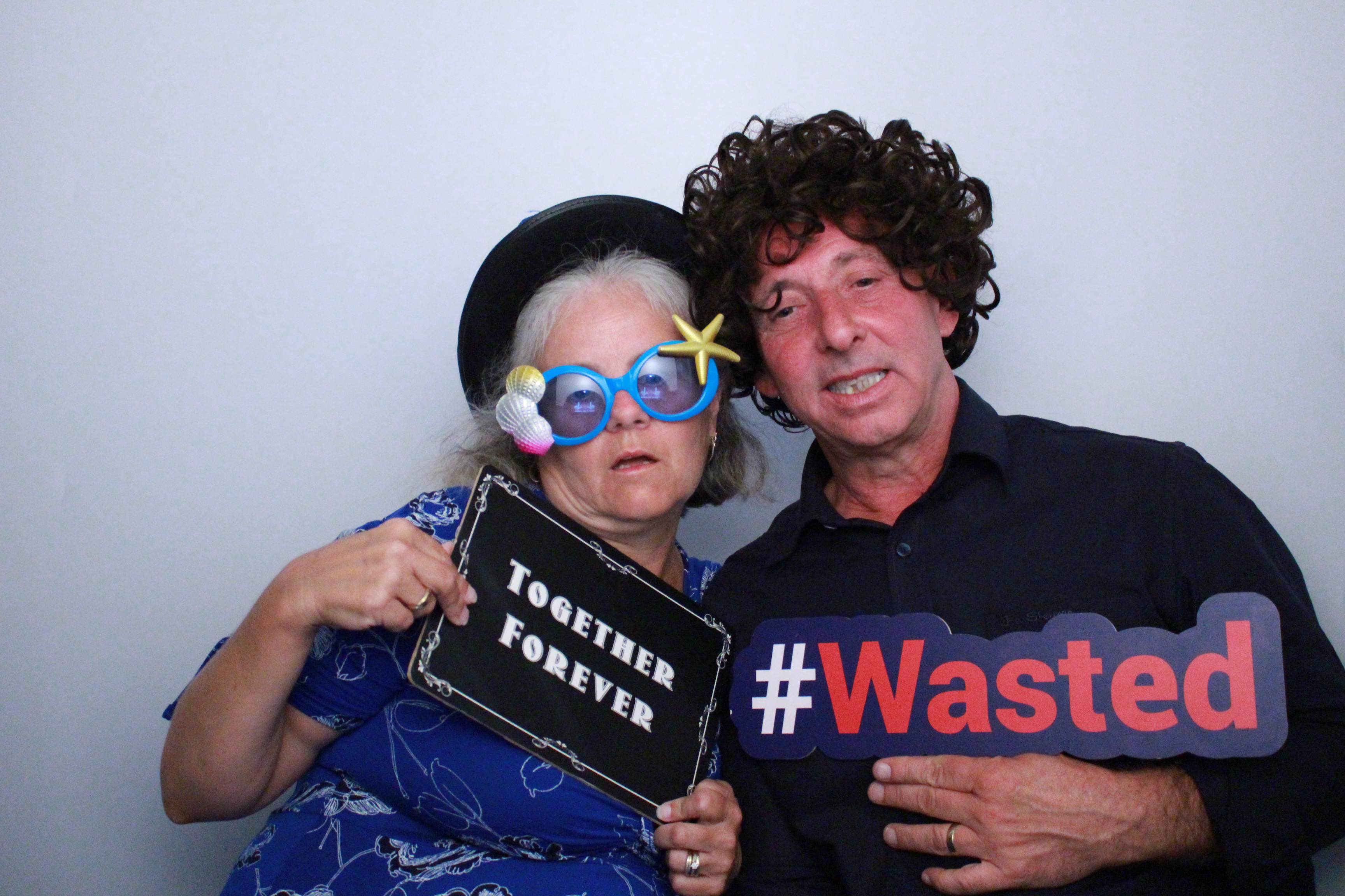 Karis & James's Wedding  | View more photos from the event at gallery.myphotoboothexperience.co.uk/u/MyPhotoBoothExperienceLtd/Karis-Jamess-Wedding