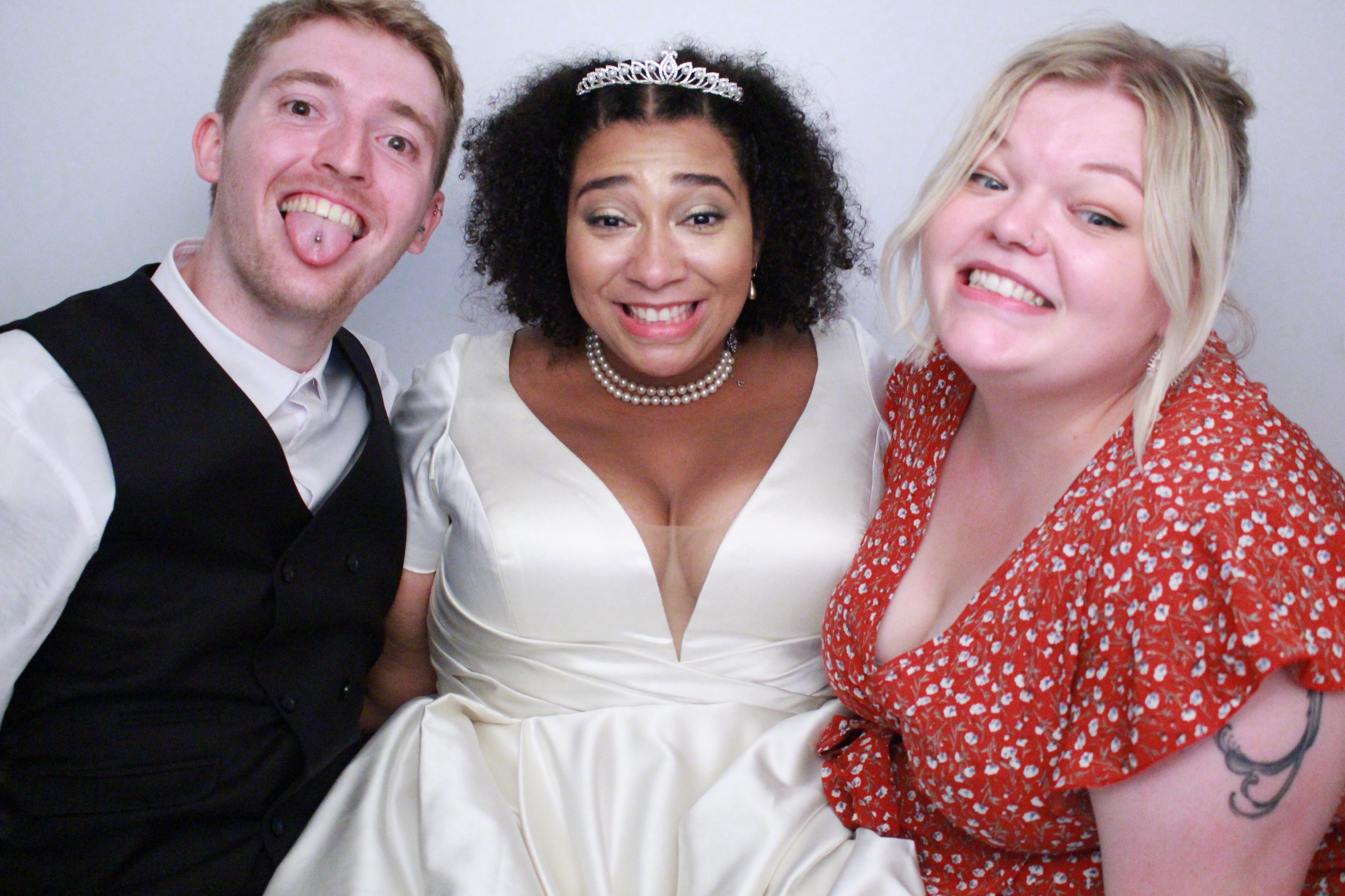 Karis & James's Wedding  | View more photos from the event at gallery.myphotoboothexperience.co.uk/u/MyPhotoBoothExperienceLtd/Karis-Jamess-Wedding