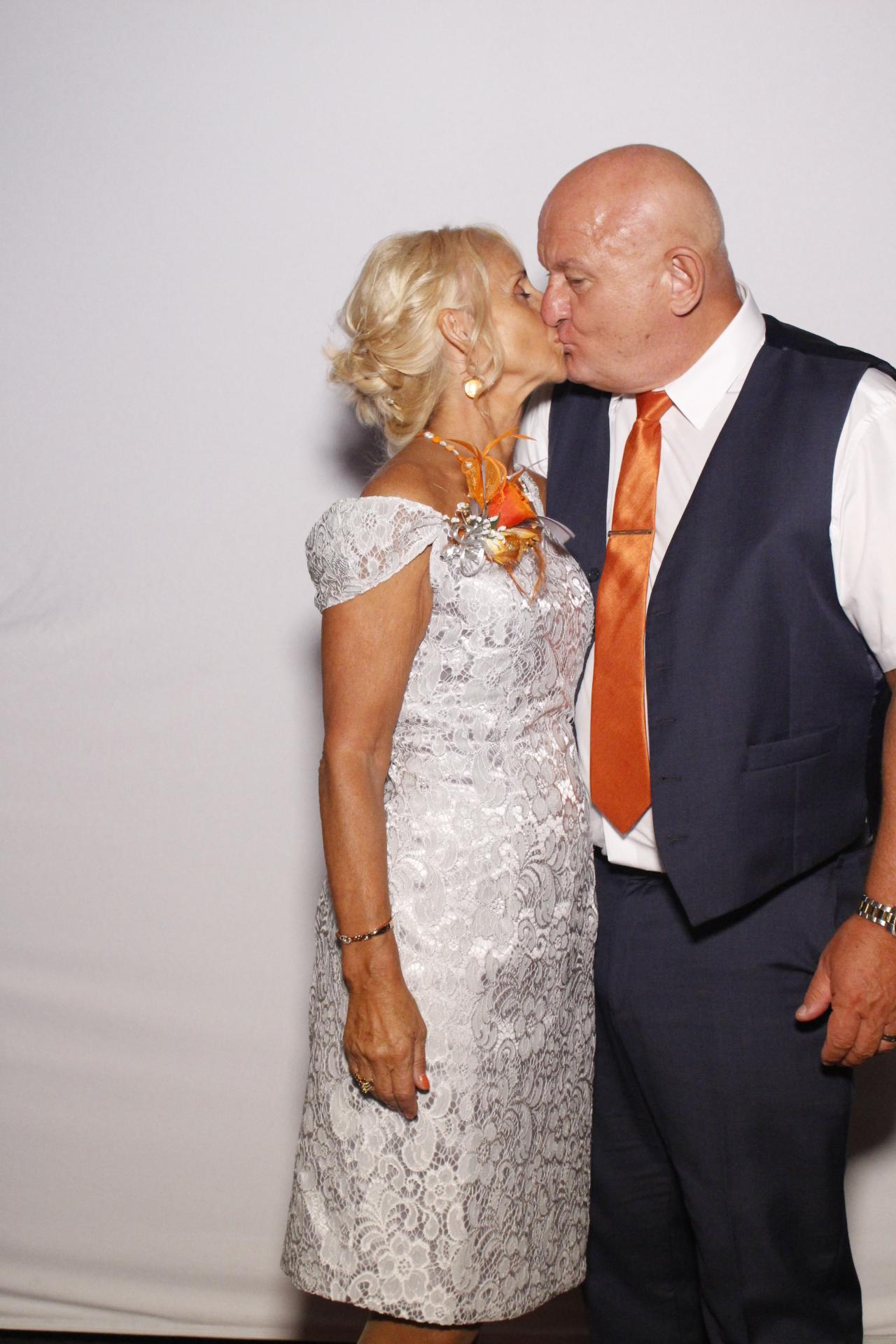 Kat & Neil's Wedding | View more photos from the event at gallery.myphotoboothexperience.co.uk/u/MyPhotoBoothExperienceLtd/Kat-Neils-Wedding