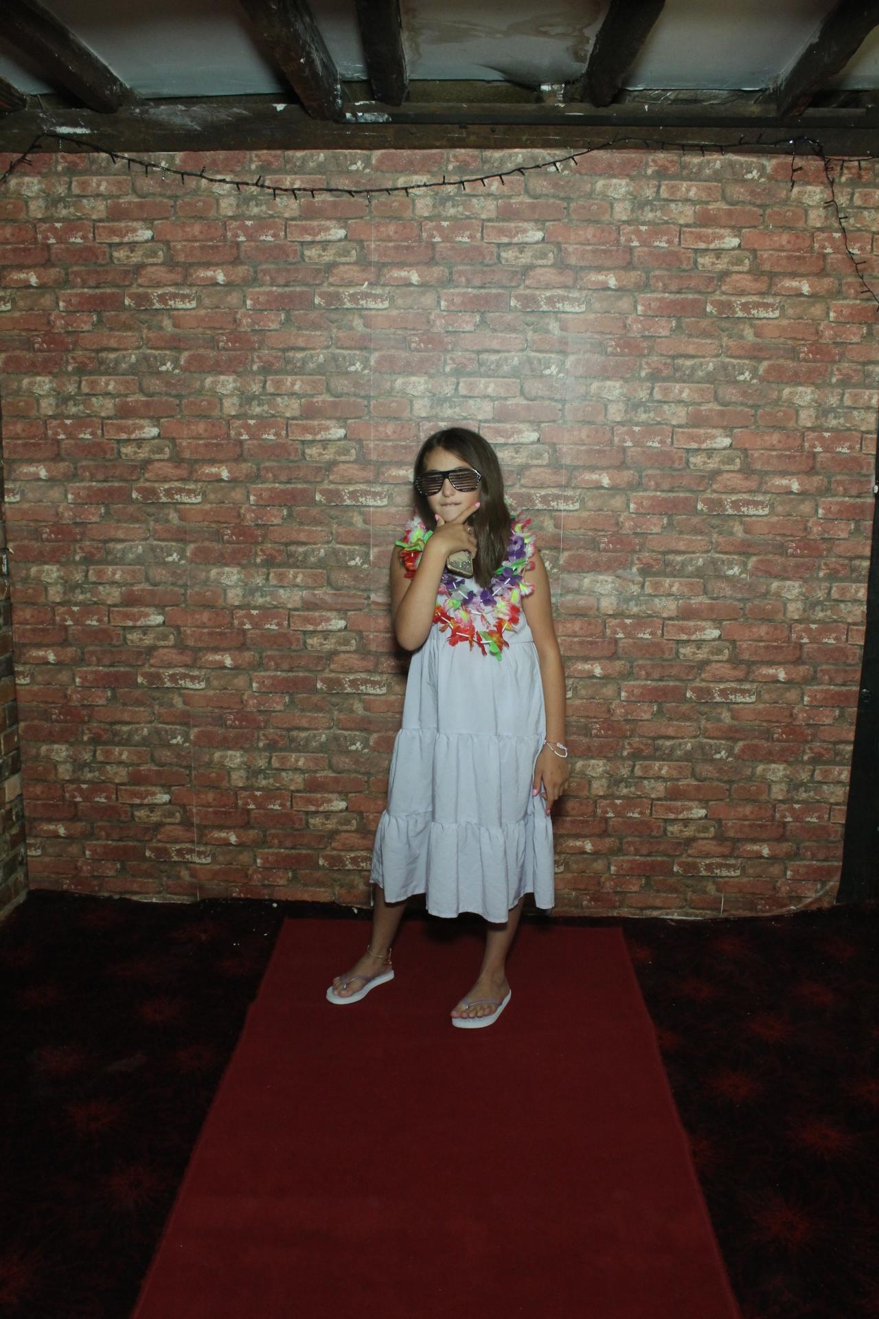 Les & Linda's Wedding  | View more photos from the event at gallery.myphotoboothexperience.co.uk/u/MyPhotoBoothExperienceLtd/Les-Lindas-Wedding