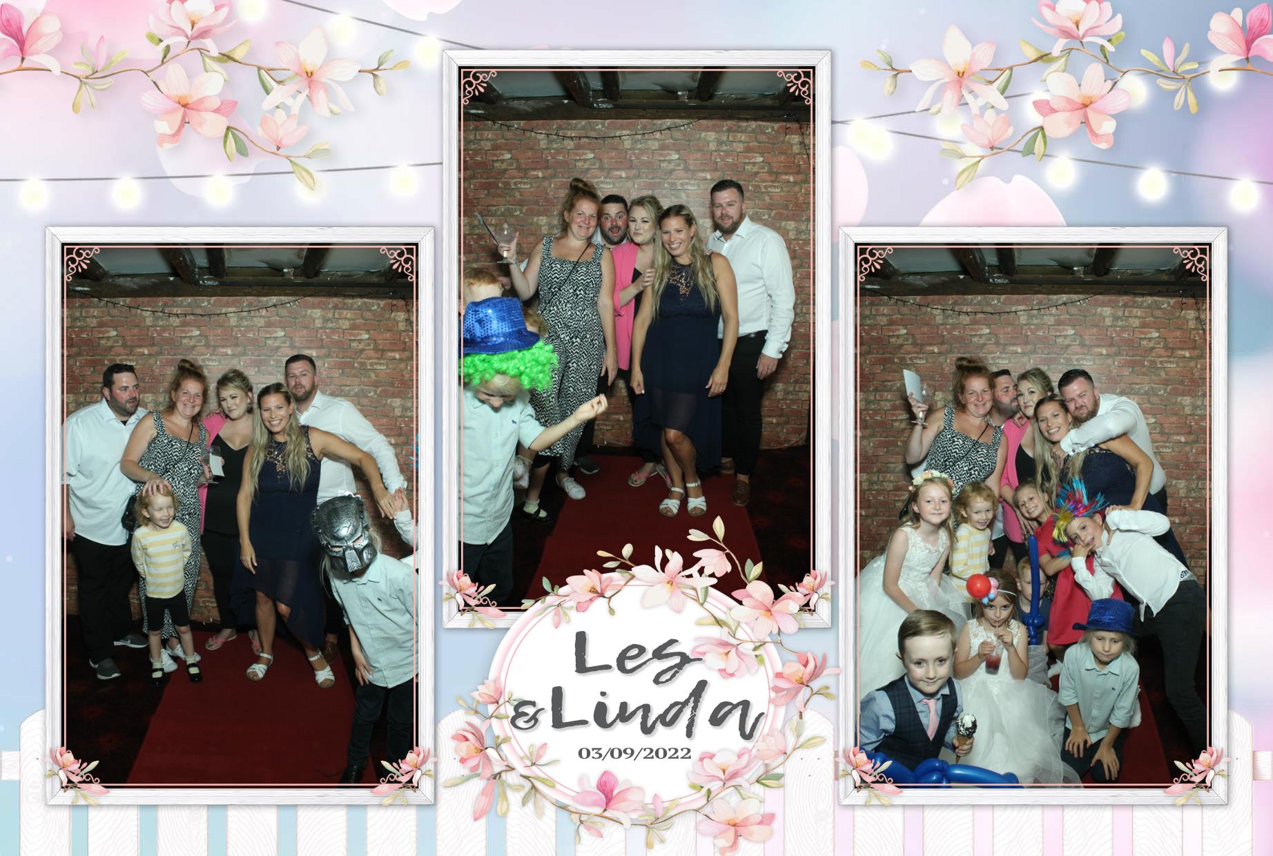 Les & Linda's Wedding  | View more photos from the event at gallery.myphotoboothexperience.co.uk/u/MyPhotoBoothExperienceLtd/Les-Lindas-Wedding