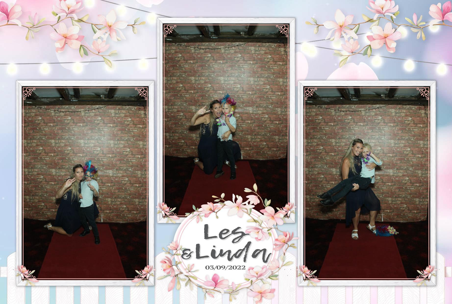 Les & Linda's Wedding  | View more photos from the event at gallery.myphotoboothexperience.co.uk/u/MyPhotoBoothExperienceLtd/Les-Lindas-Wedding